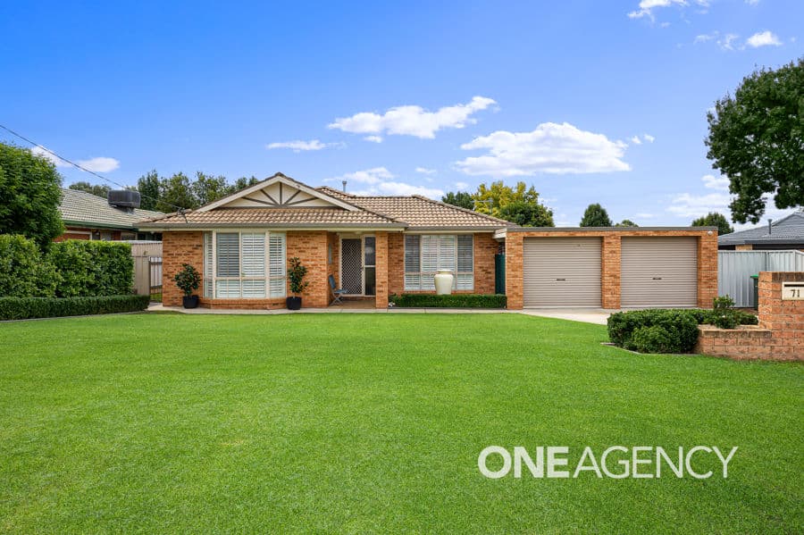 71 BRUNSKILL Road, Lake Albert, Lake Albert - Image 1