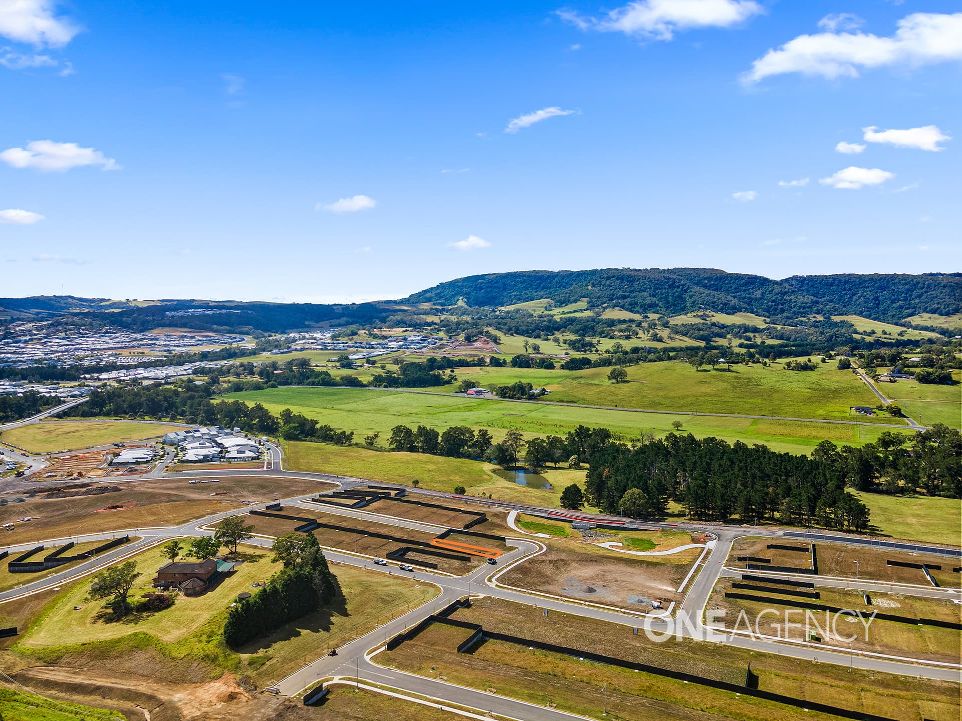 36 Eagle Sreet, Calderwood, Calderwood - Thumbnail 4