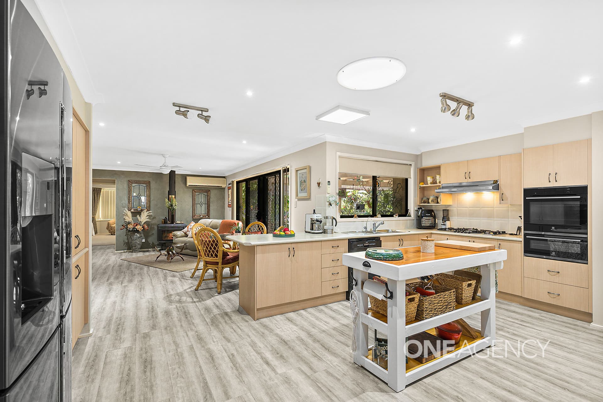 43 Lochaven Drive, Bangalee, Bangalee - Thumbnail 3