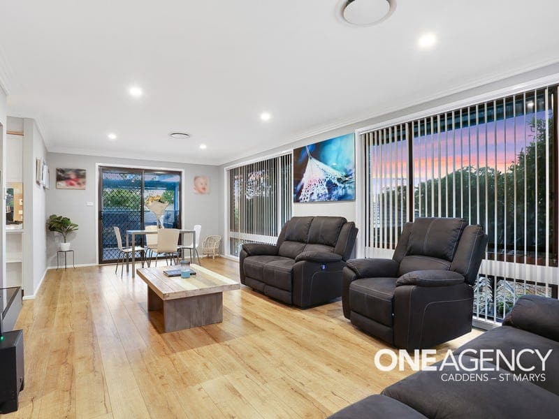 21 Cliffbrook Crescent, Leonay, Leonay - Thumbnail 4