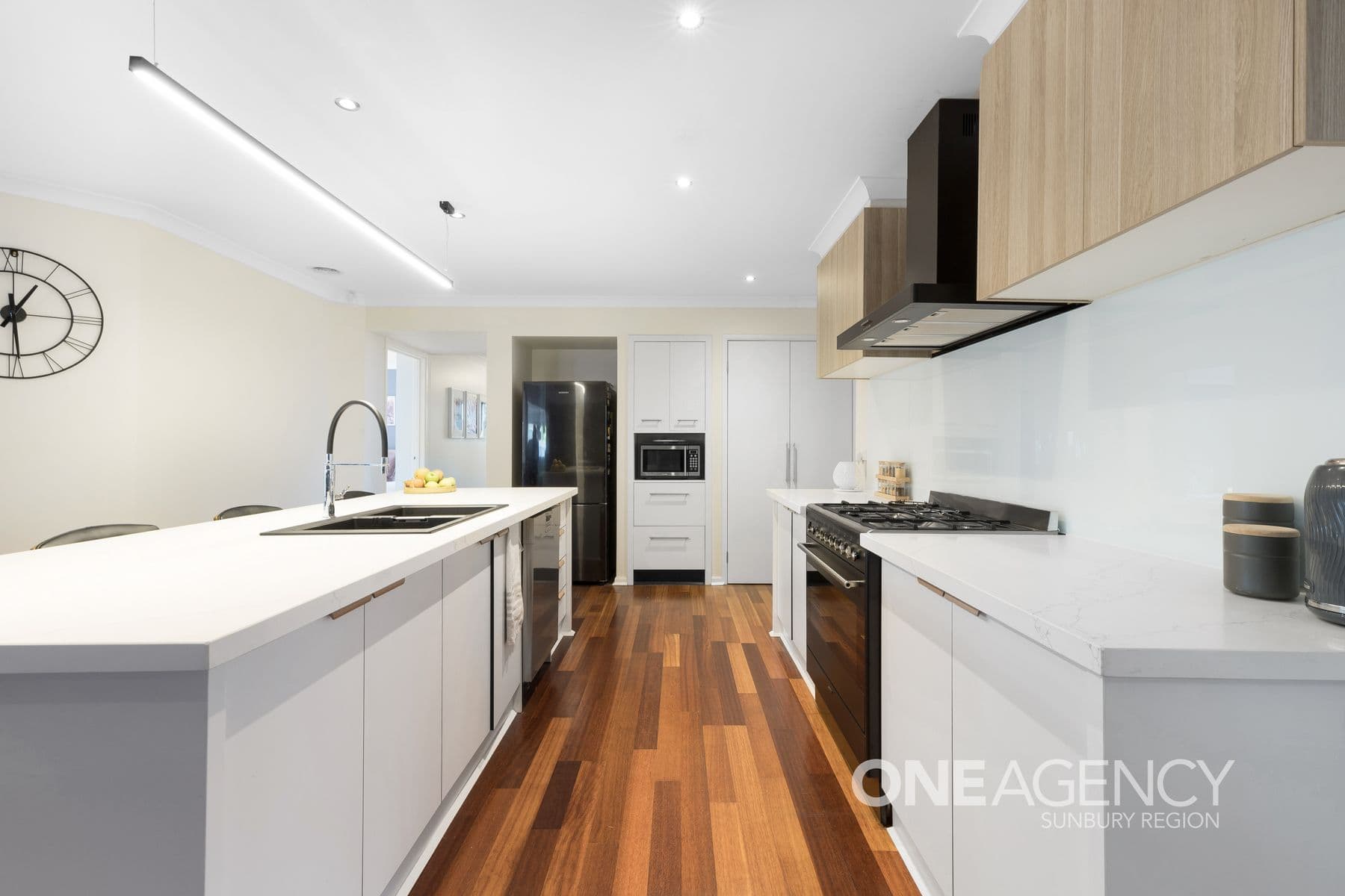 12 Frontignac Court, Sunbury, Sunbury - Thumbnail 7