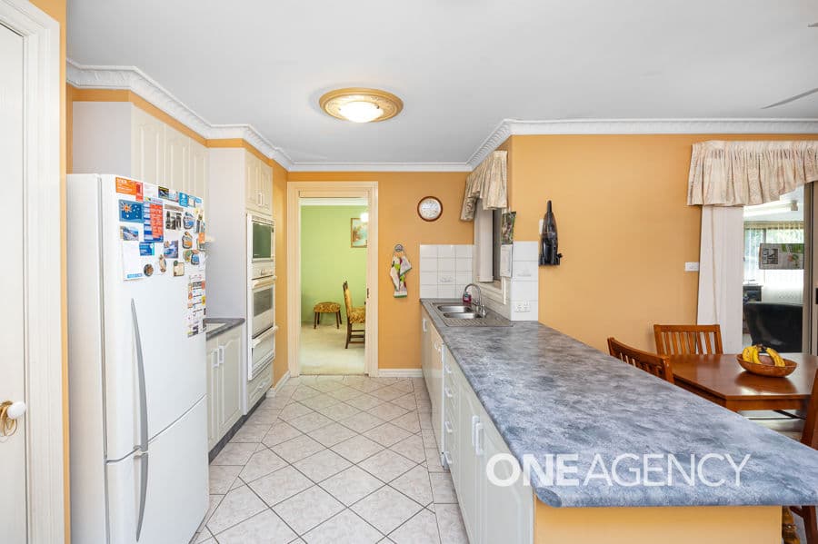 9 KIRRANG Avenue, Glenfield Park, Glenfield Park - Thumbnail 5