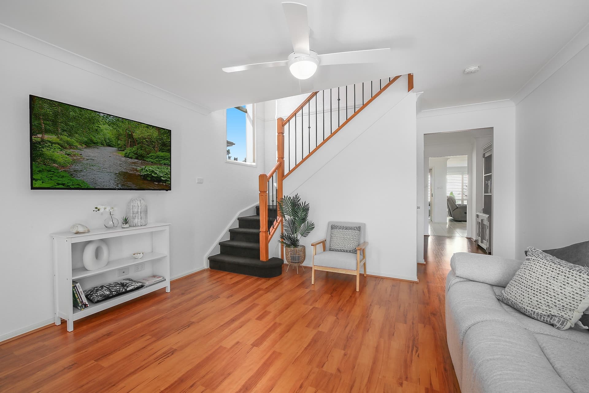 25 Wingello Crescent, Wyoming, Wyoming - Thumbnail 2