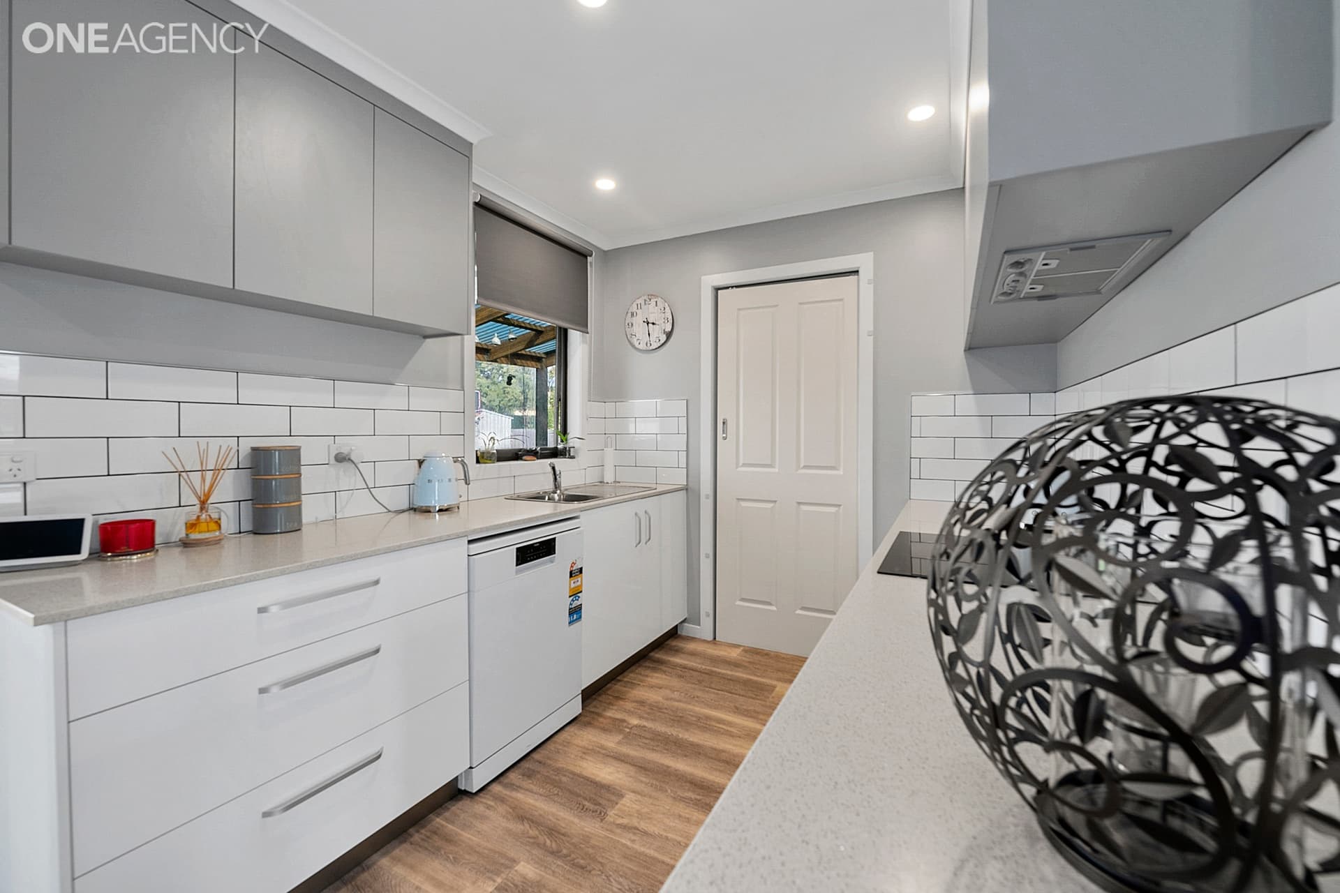 18 Porter Crescent, Ulverstone, Ulverstone - Thumbnail 2
