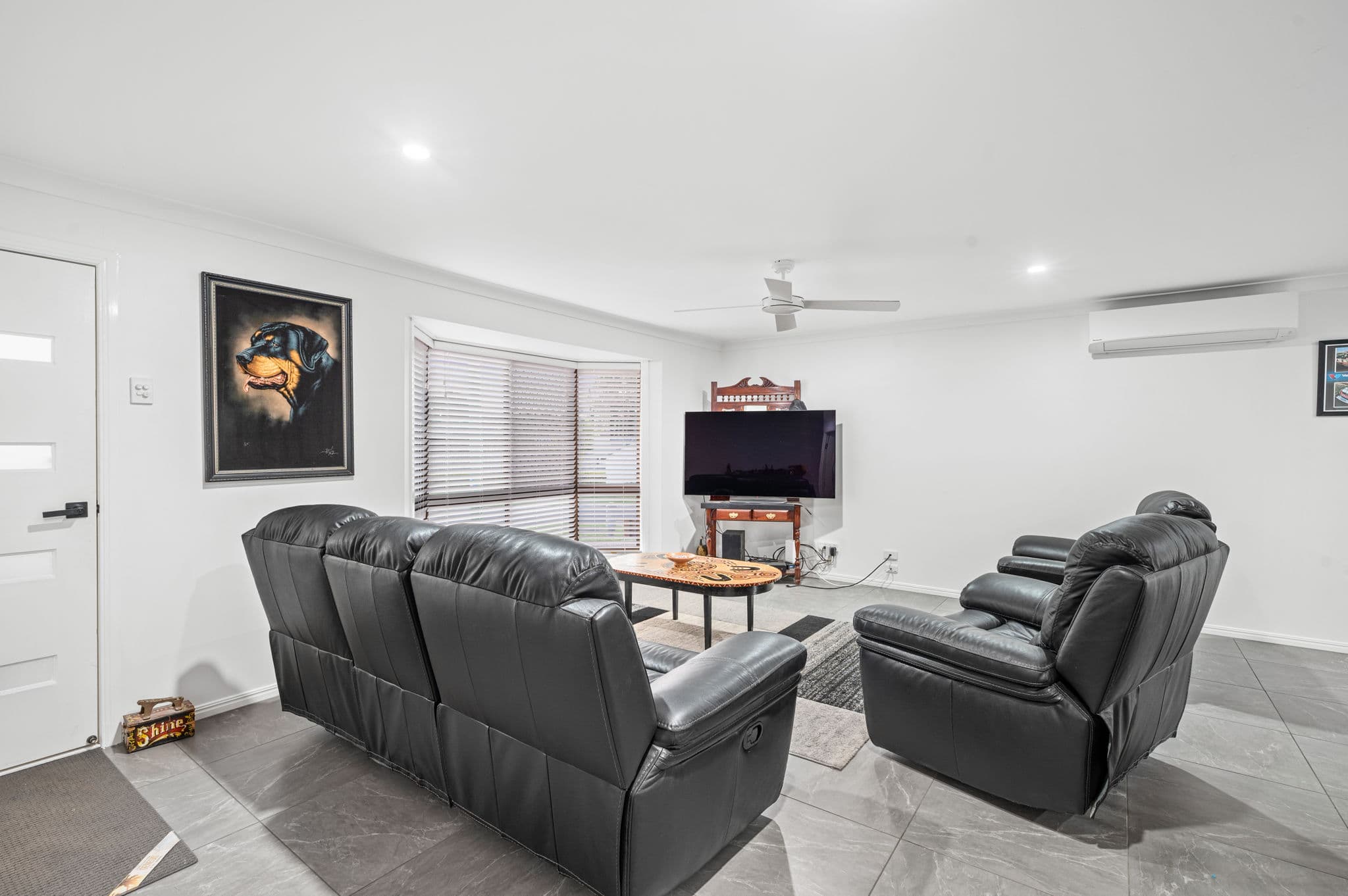 145 Flinders Crescent, Boronia Heights, Boronia Heights - Thumbnail 2
