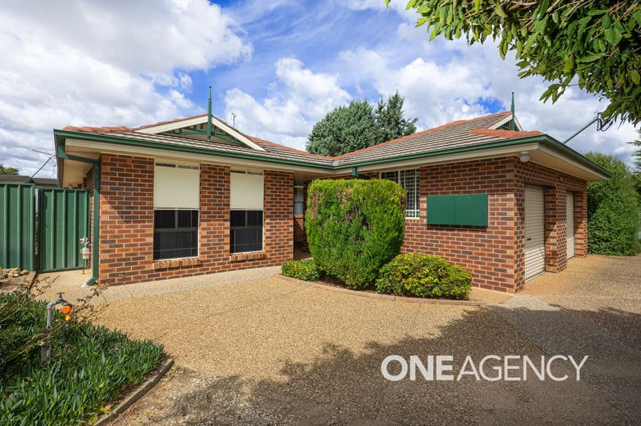 1/257A LAKE ALBERT Road, Kooringal, Kooringal - Image 1