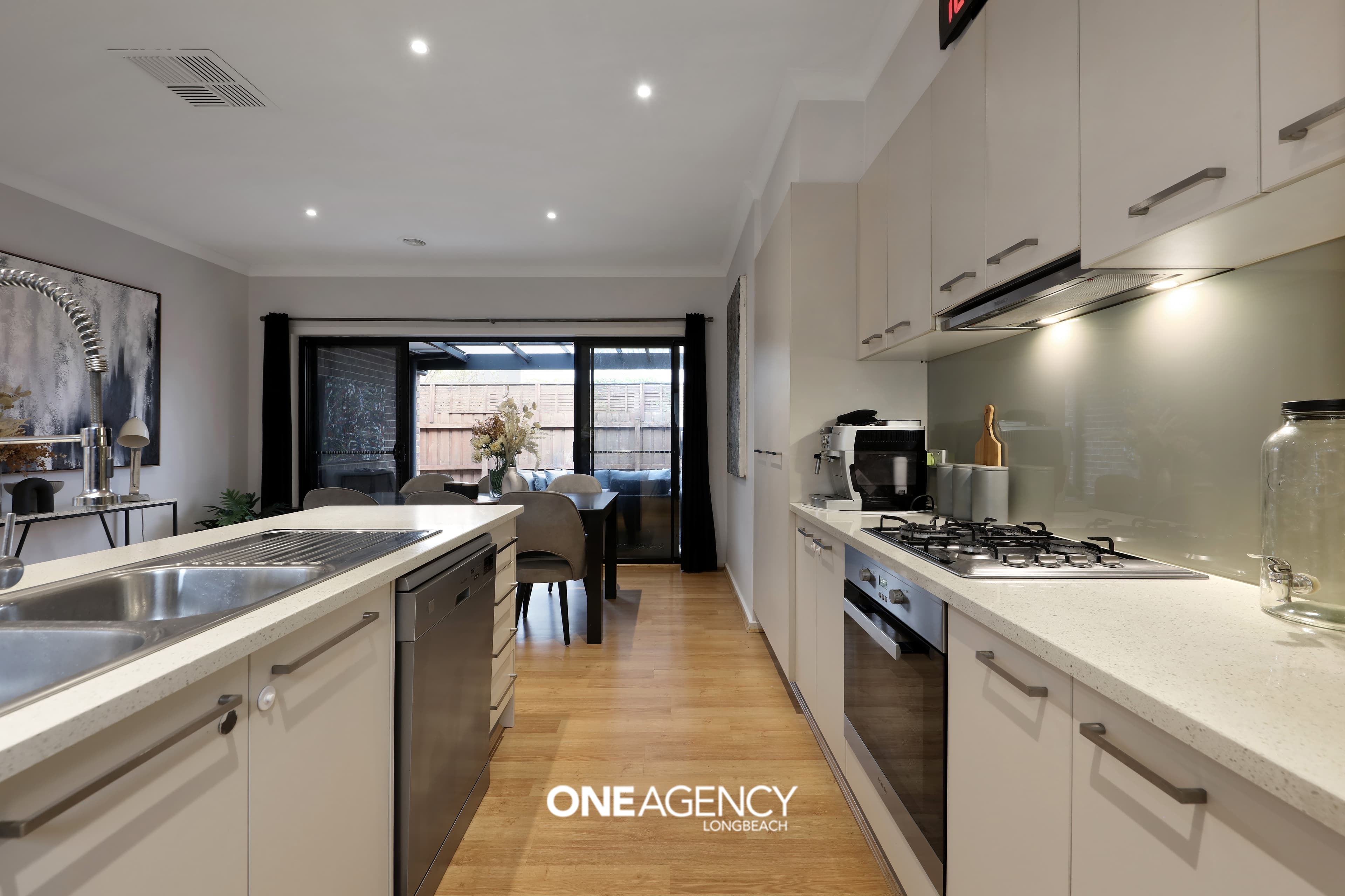 2/49 Bondi Road, Bonbeach, Bonbeach - Thumbnail 4
