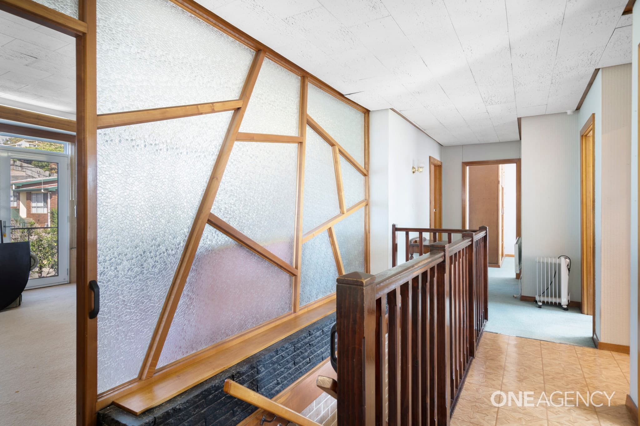 16 Grandview Avenue, Park Grove, Park Grove - Thumbnail 2
