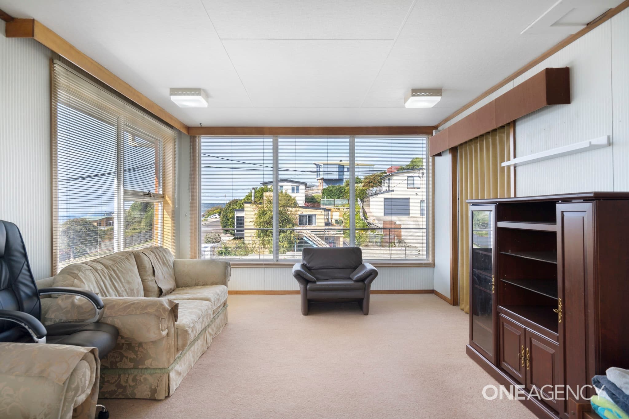16 Grandview Avenue, Park Grove, Park Grove - Thumbnail 4