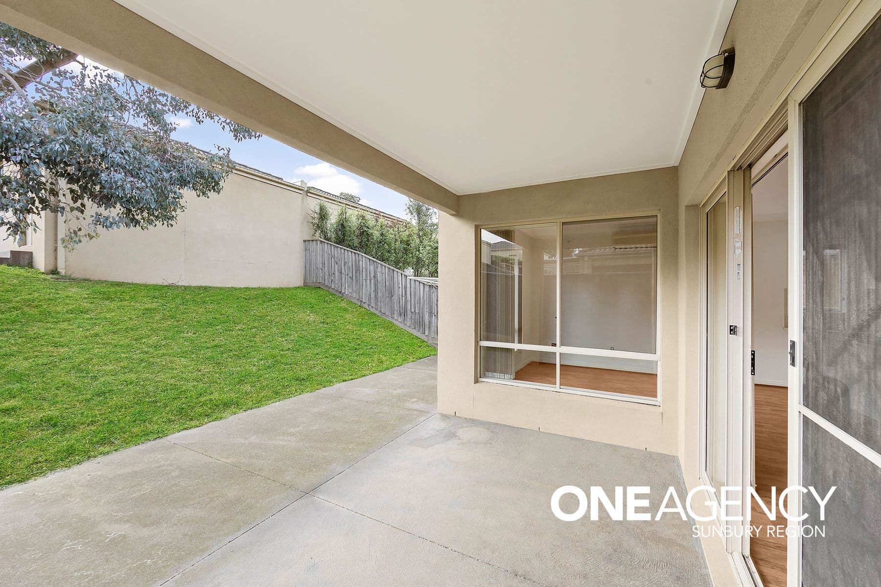 20 Saxonwood Drive, Sunbury, Sunbury - Thumbnail 8