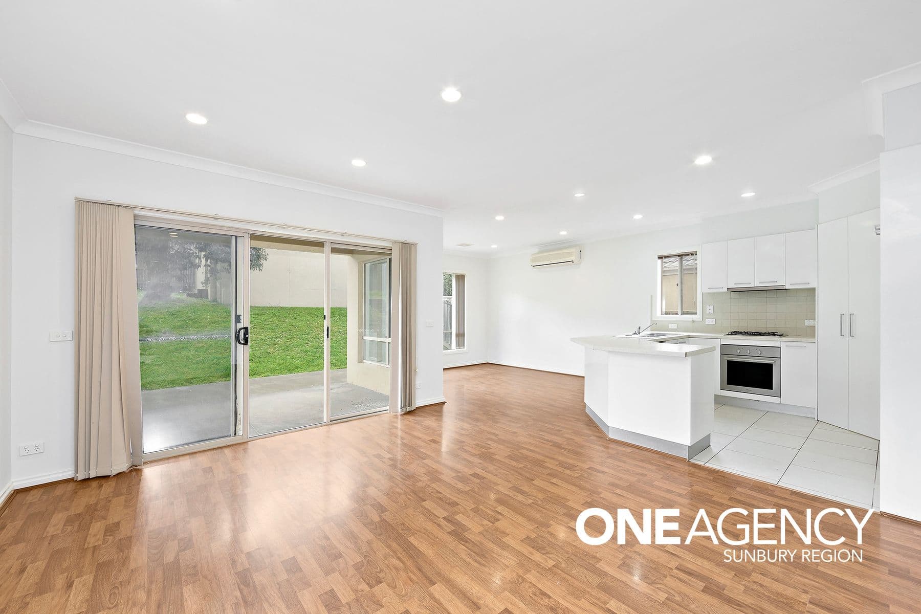 20 Saxonwood Drive, Sunbury, Sunbury - Image 1