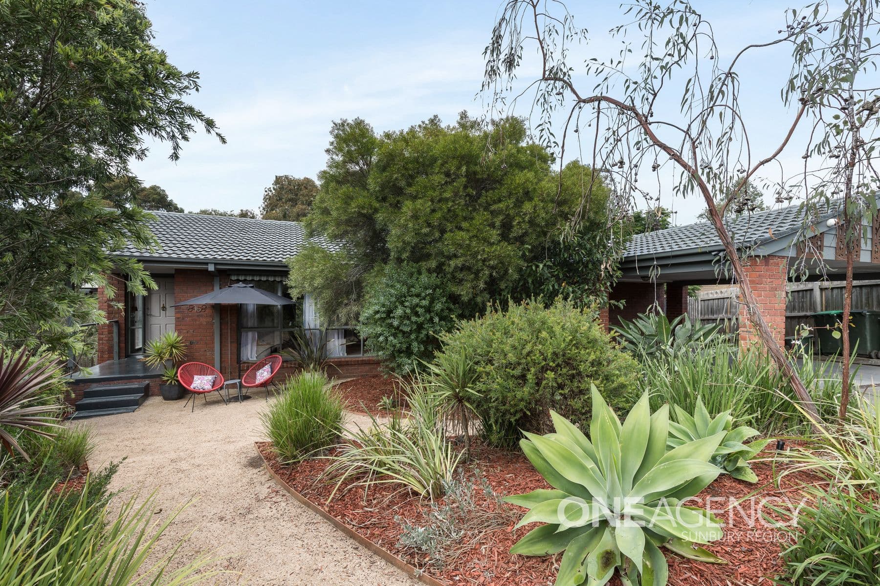 16 McInnes Close, Sunbury, Sunbury - Thumbnail 5
