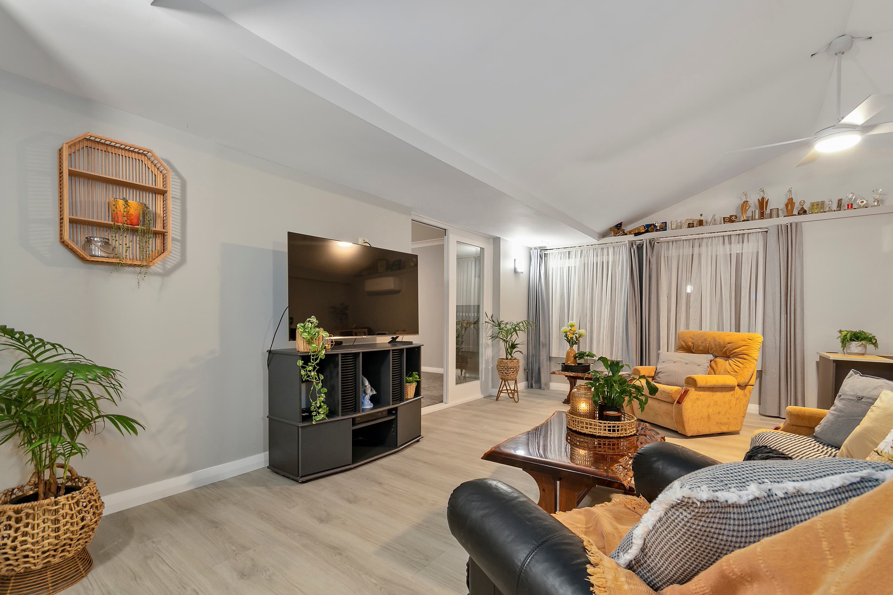 3 Caladenia Street, Greenwood, Greenwood - Thumbnail 5