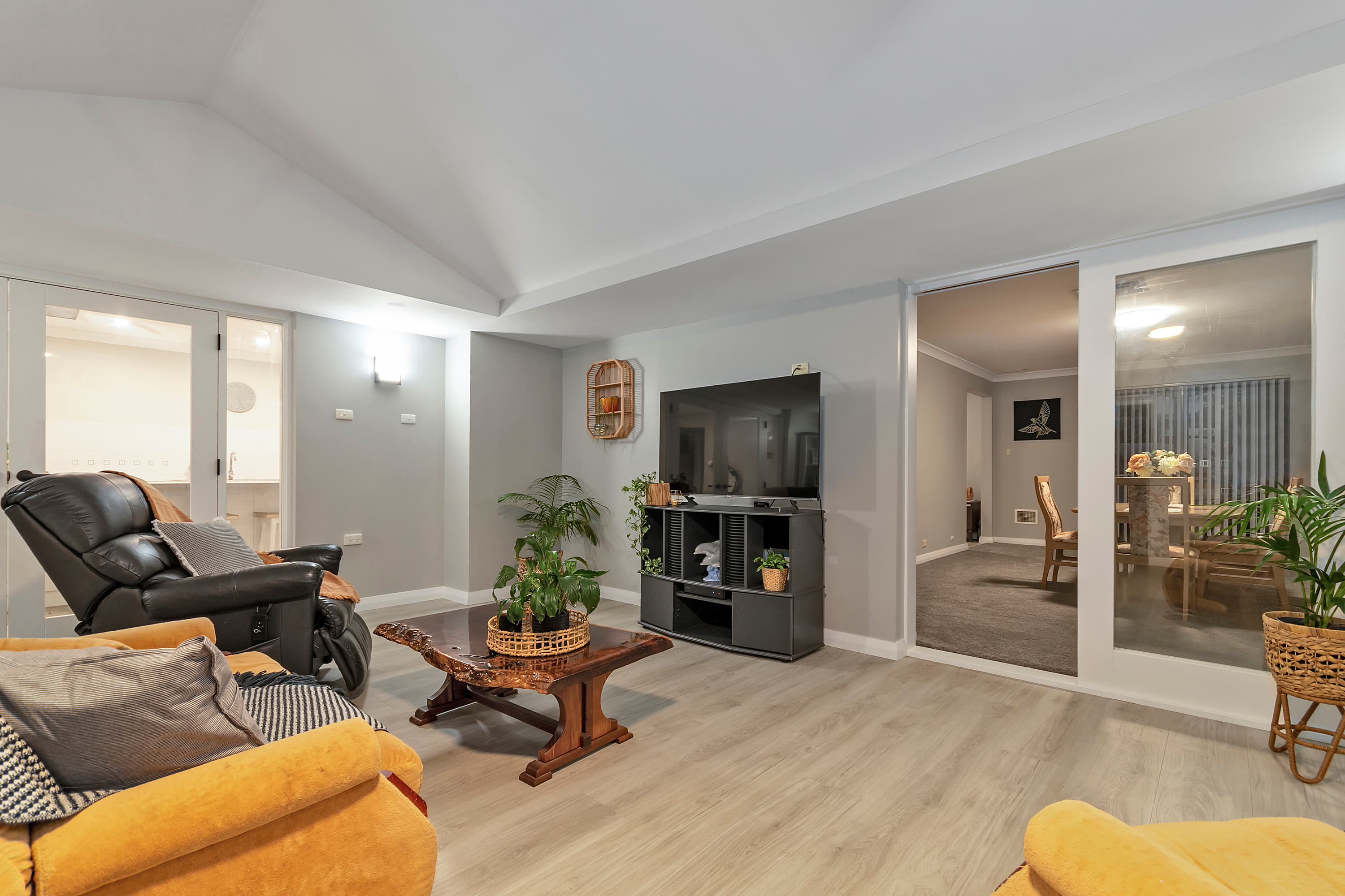 3 Caladenia Street, Greenwood, Greenwood - Thumbnail 7