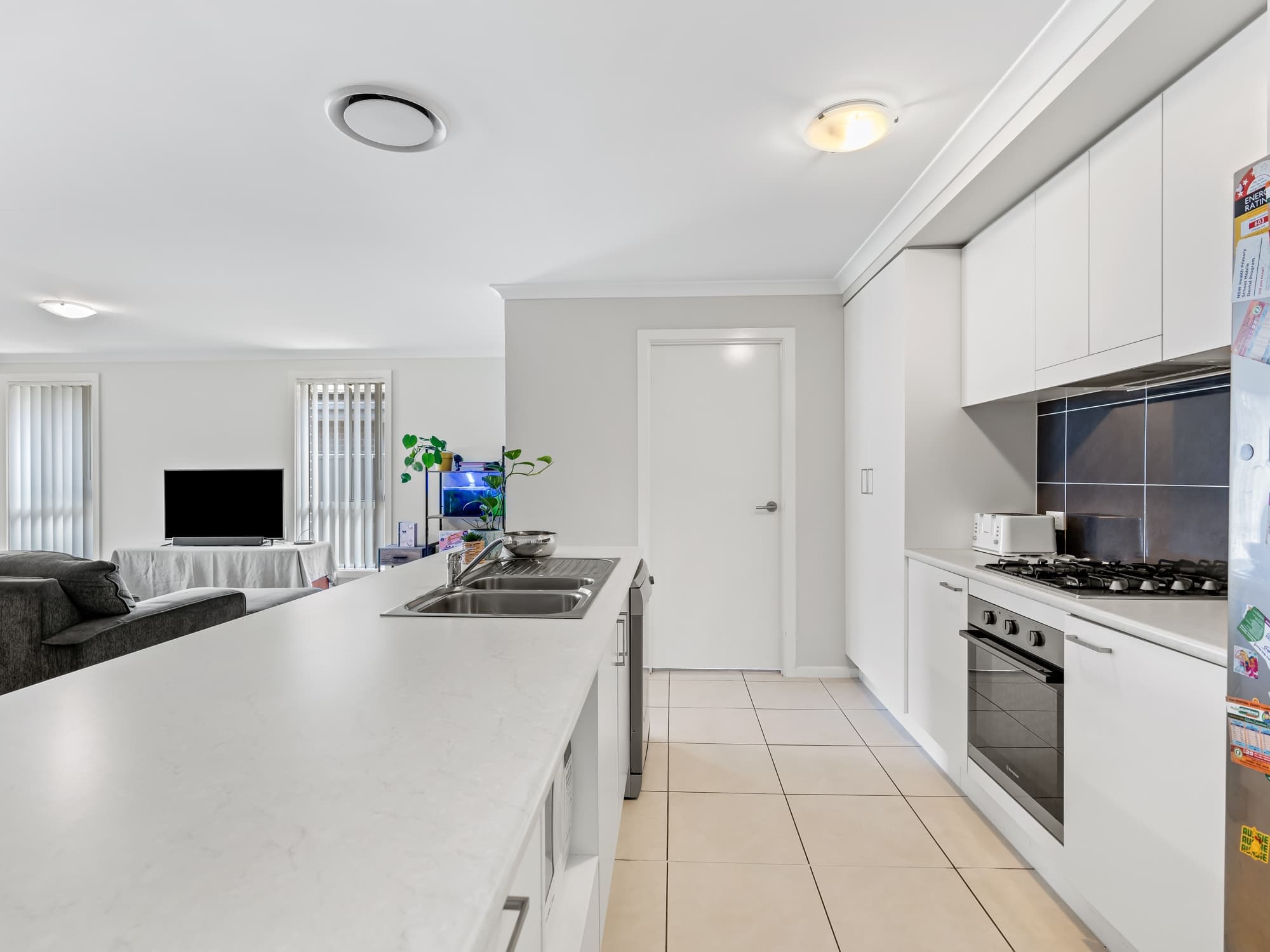 35 Voyager Street, Wadalba, Wadalba - Thumbnail 2