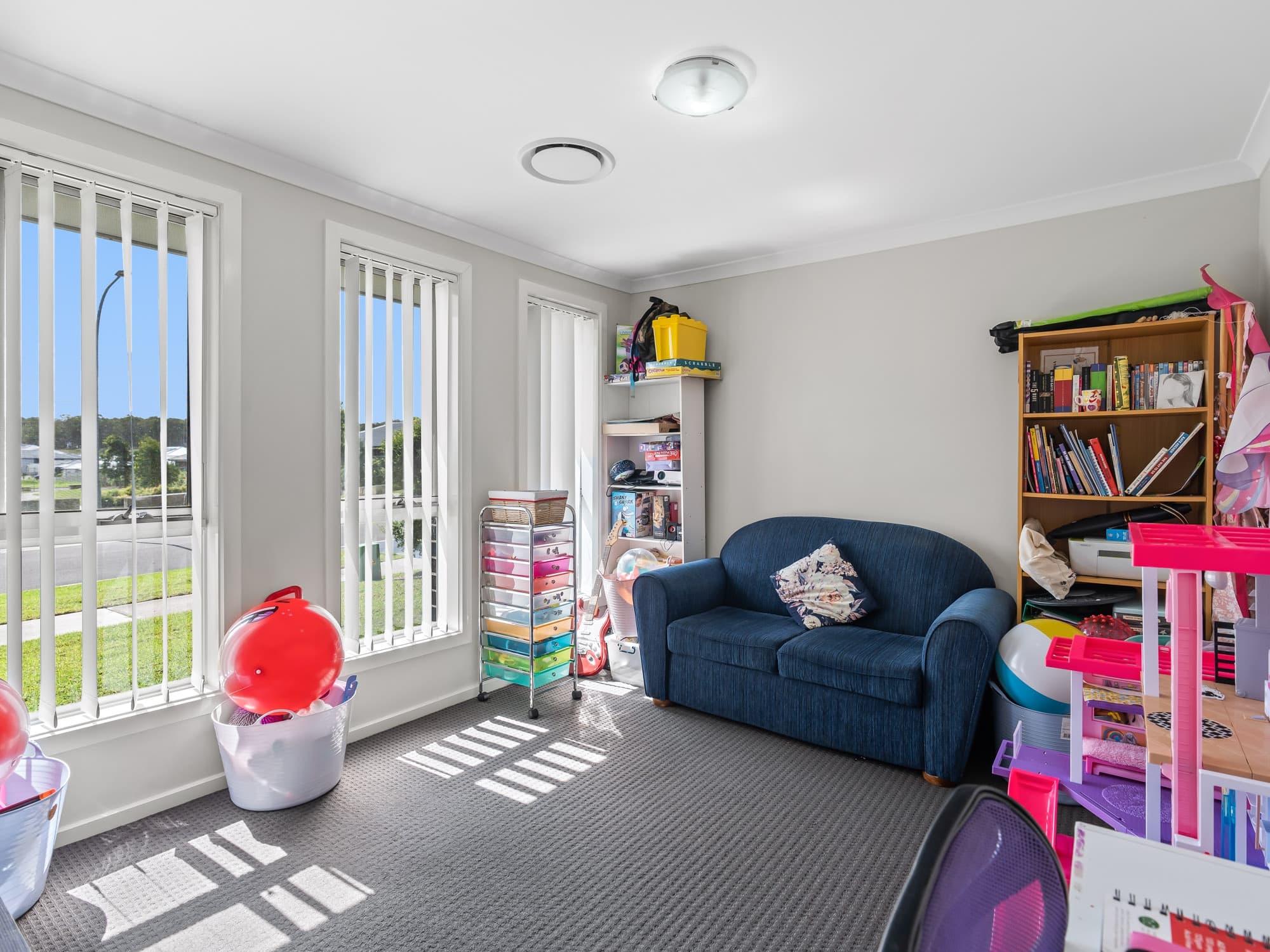 35 Voyager Street, Wadalba, Wadalba - Thumbnail 5