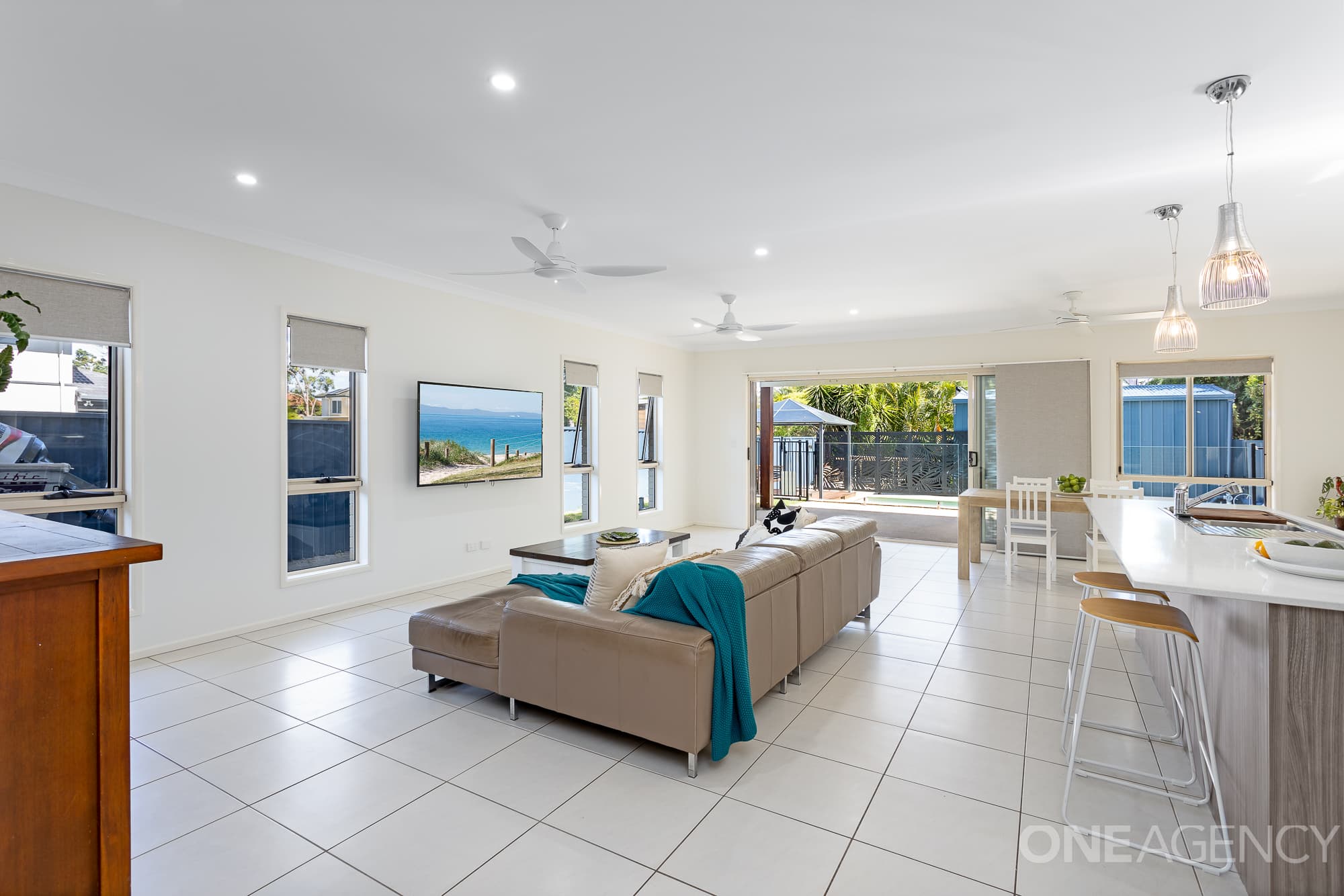 11 Grace Street, Scarborough, Scarborough - Thumbnail 4