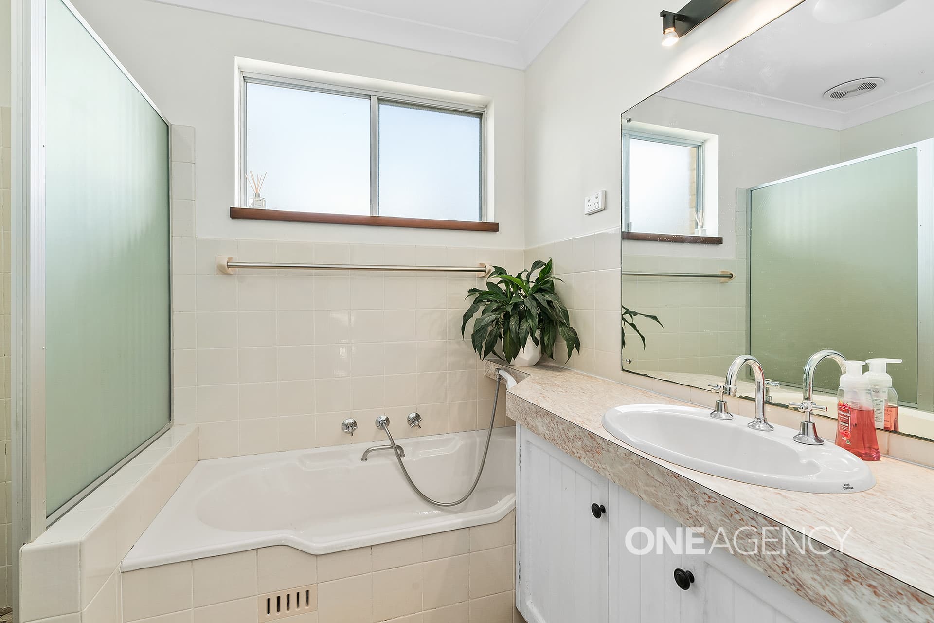 246 Kinghorne Street, Nowra, Nowra - Thumbnail 7