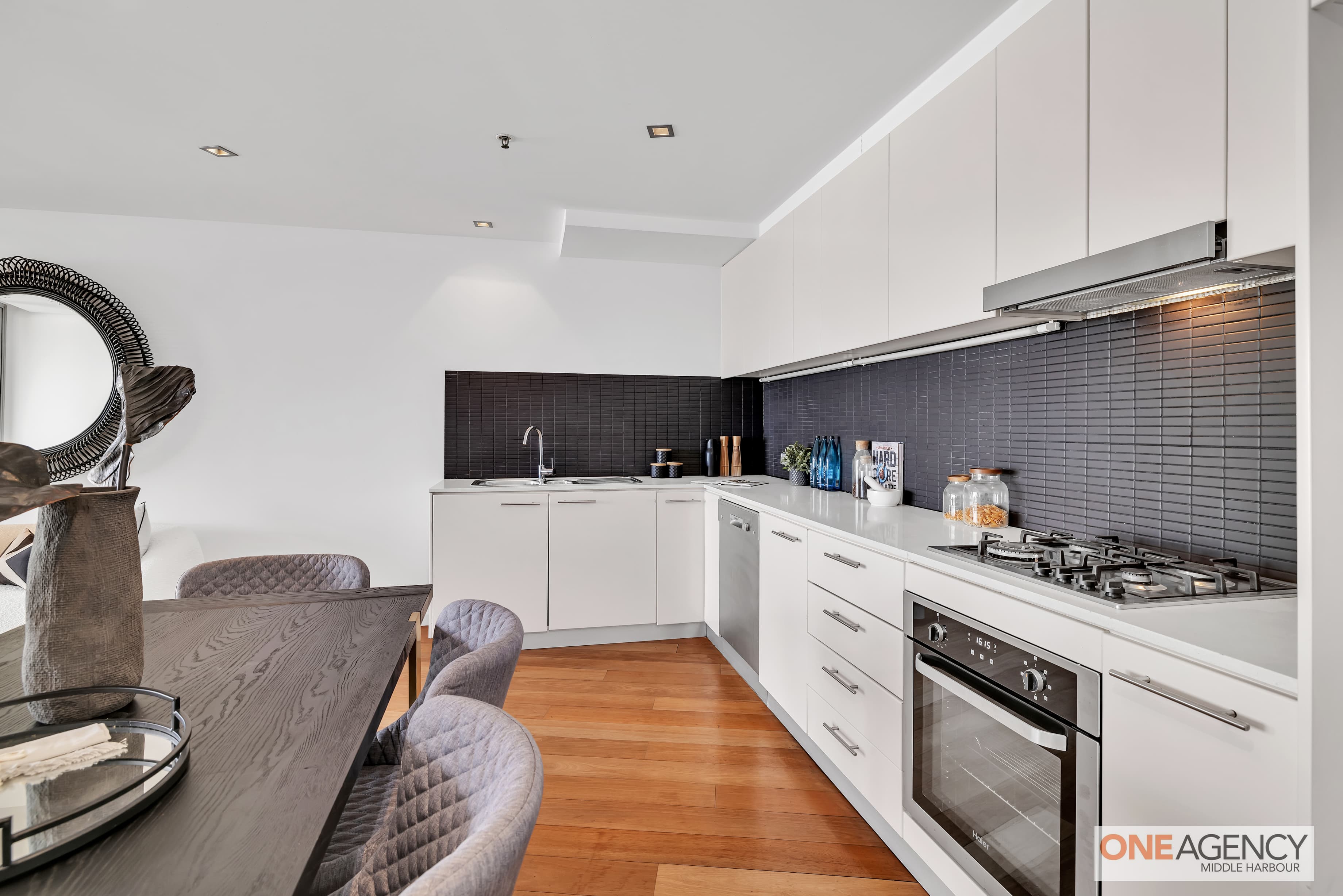 513/34-36 Oxley Street, St Leonards, St Leonards - Thumbnail 4