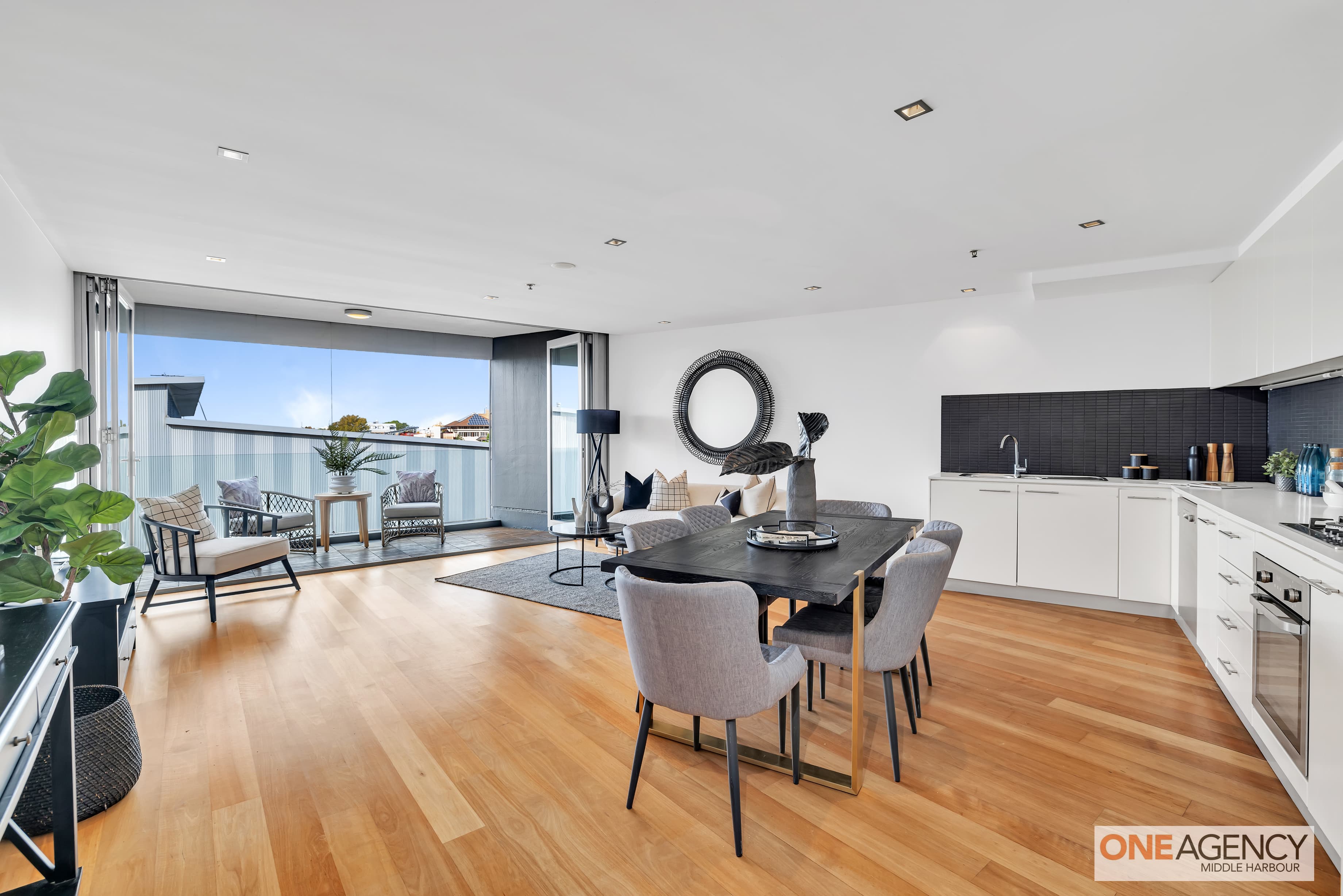 513/34-36 Oxley Street, St Leonards, St Leonards - Thumbnail 3