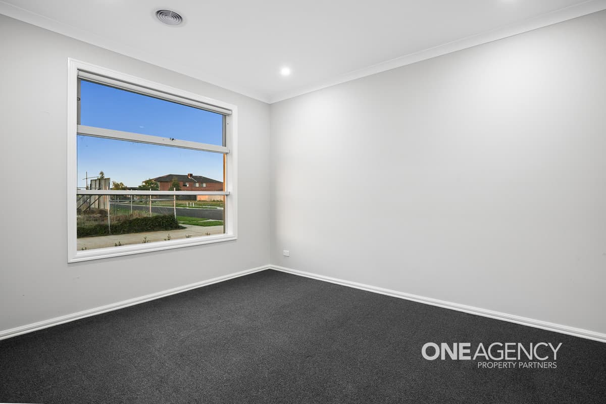 1 Lerner Lane, Weir Views, Weir Views - Thumbnail 4