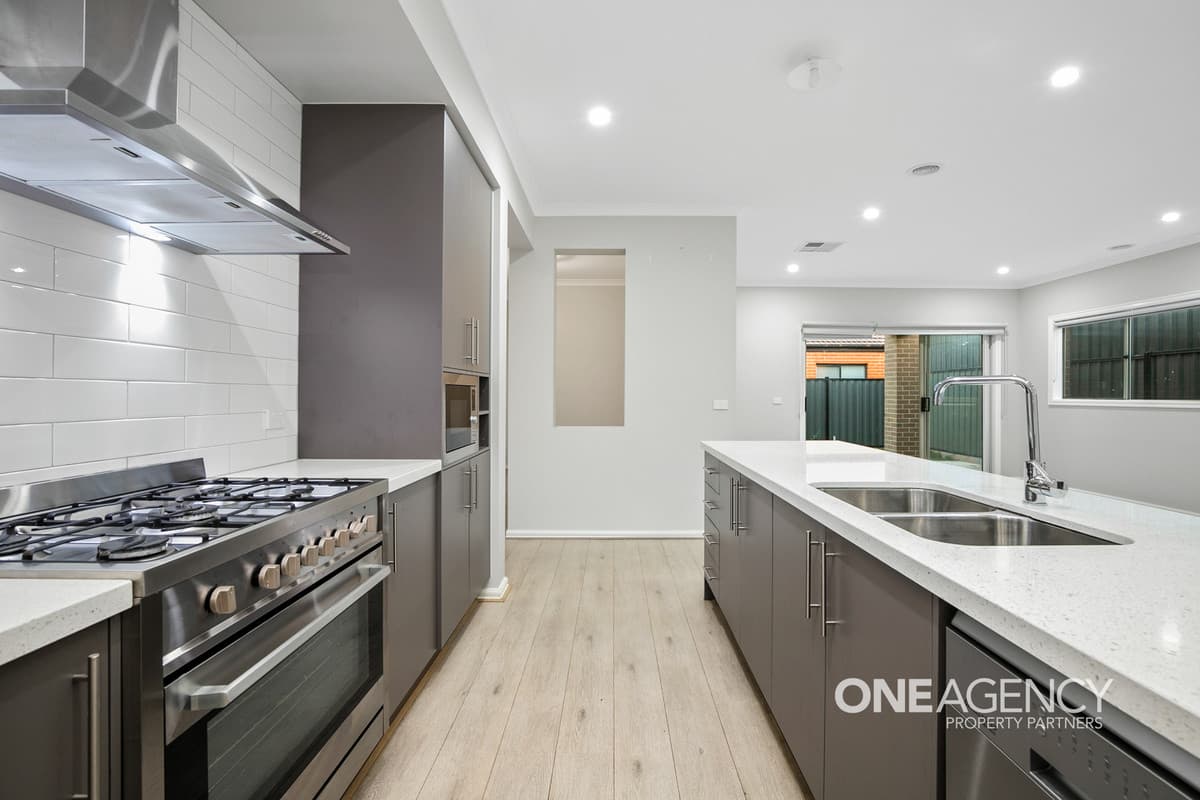 1 Lerner Lane, Weir Views, Weir Views - Thumbnail 6