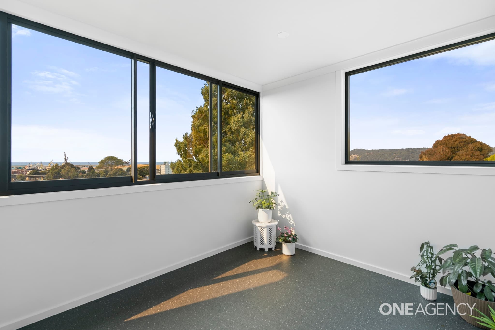 2/66 Moody Street, Burnie, Burnie - Thumbnail 4