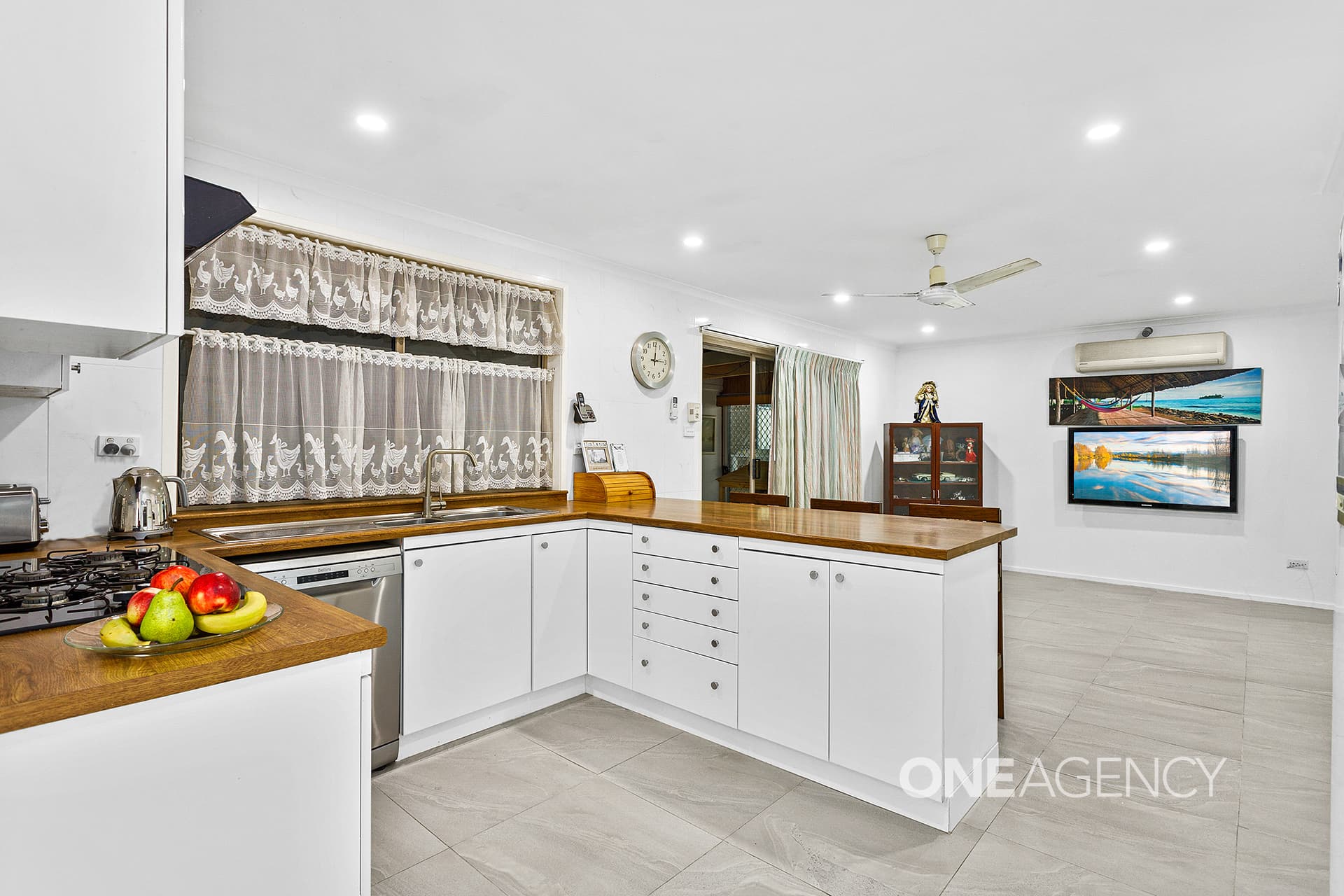 6 Honeysuckle Place, Albion Park Rail, Albion Park Rail - Thumbnail 3