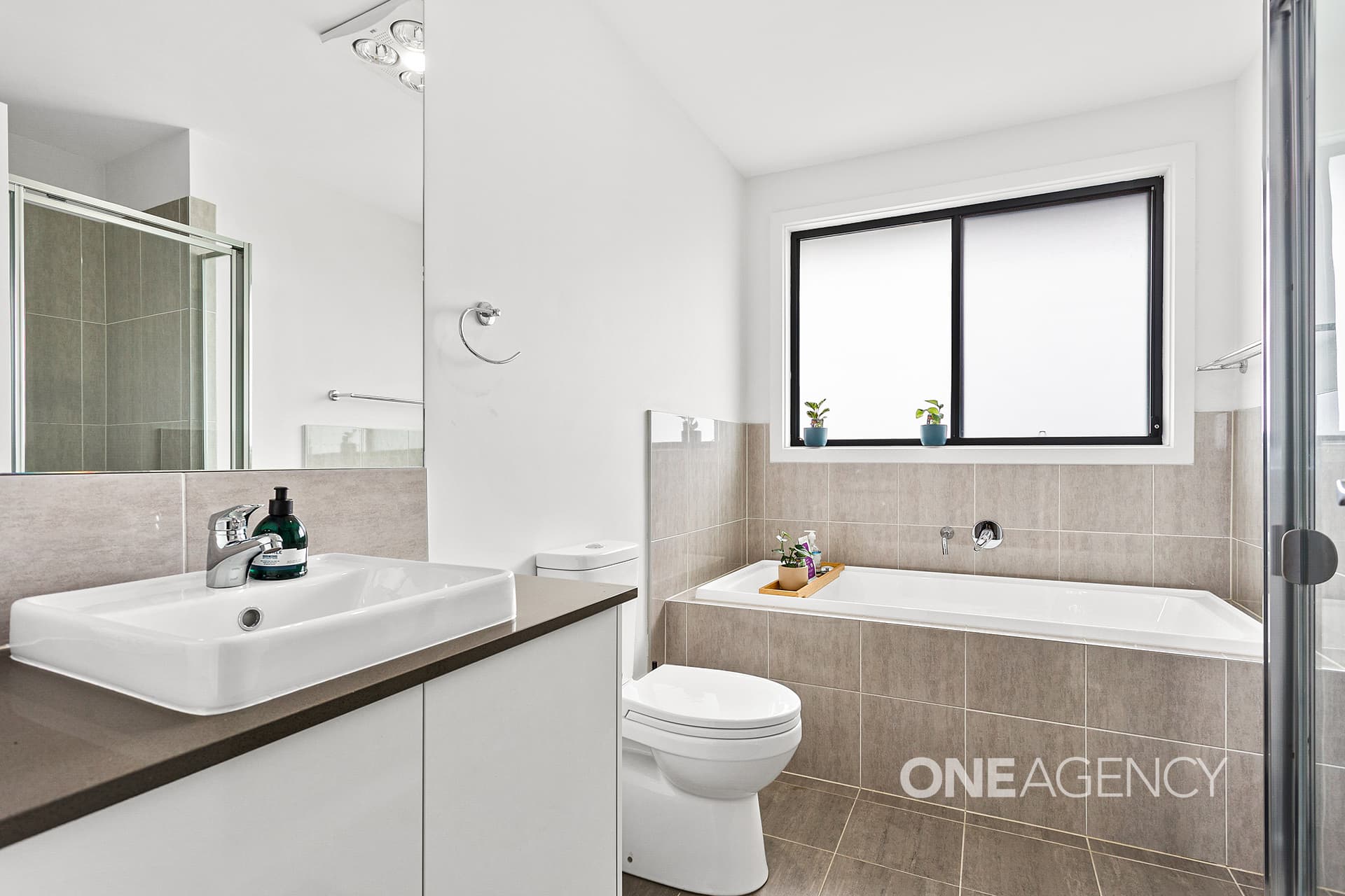 5 Mountain Ash Street, Calderwood, Calderwood - Thumbnail 4