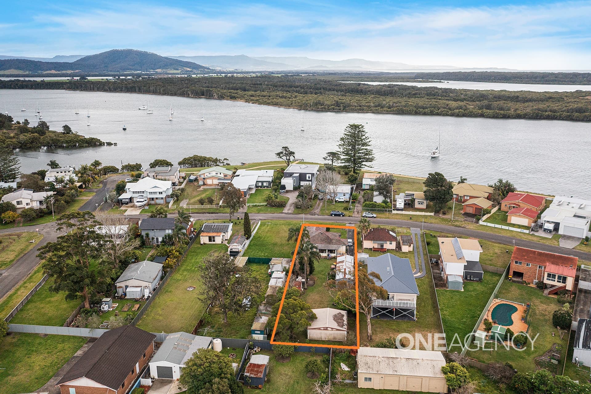 32 Adelaide Street, Greenwell Point, Greenwell Point - Thumbnail 2