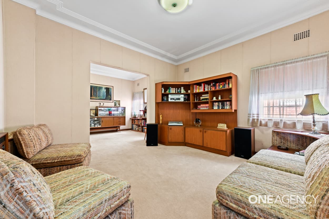 13 Warraroong Street, Beverly Hills, Beverly Hills - Thumbnail 2
