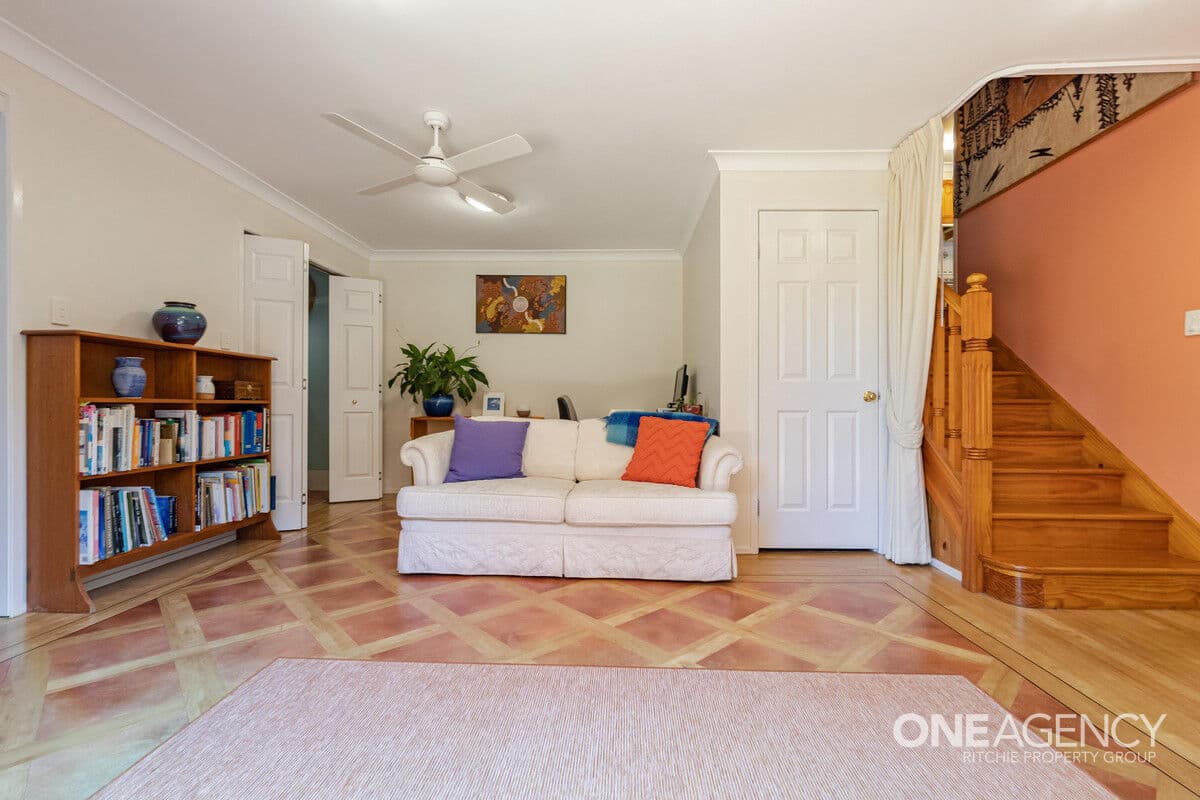 116 Huntley Grange Road, Springwood, Springwood - Thumbnail 6