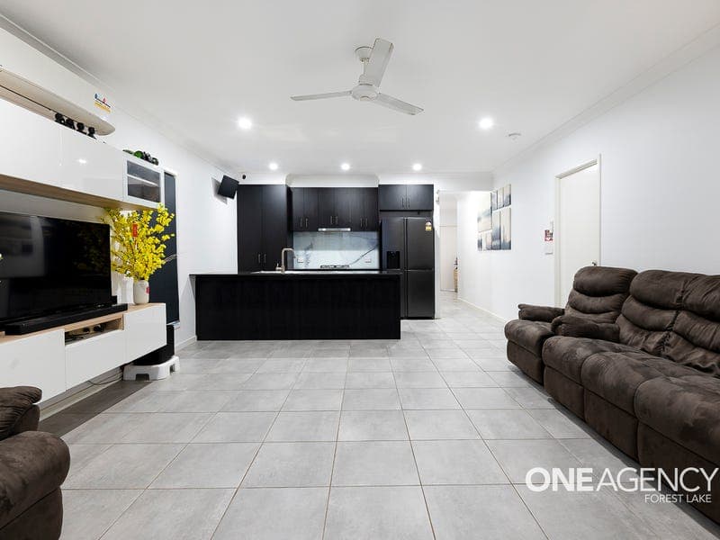 32 Marigold Street, Ellen Grove, Ellen Grove - Thumbnail 5