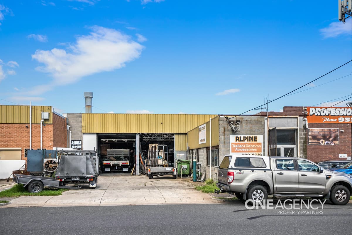 13 Webb Road, Airport West, Airport West - Image 1