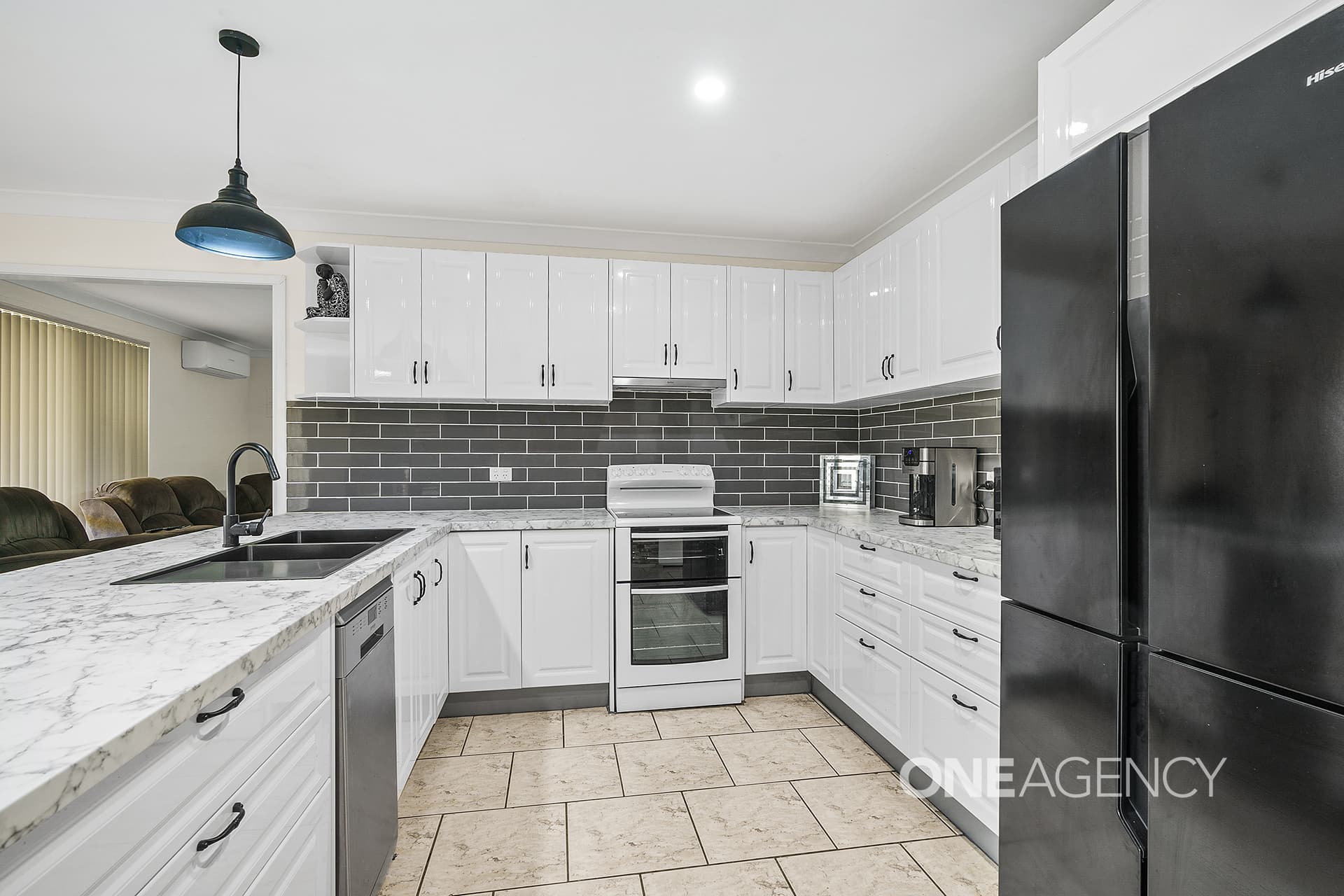 111 Isa Road, Worrigee, Worrigee - Thumbnail 3