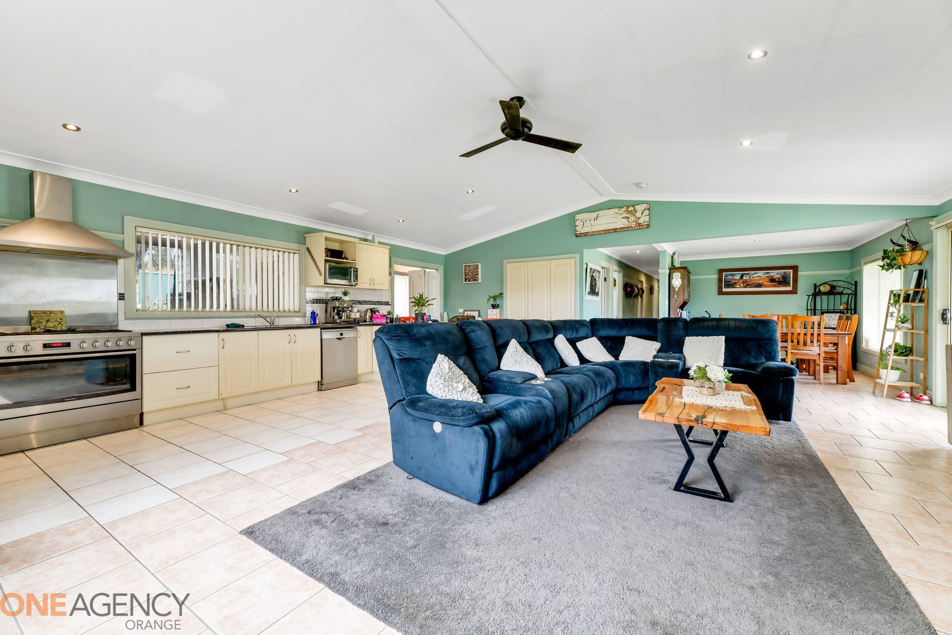 72 Long Point Road, Mullion Creek, Mullion Creek - Thumbnail 2
