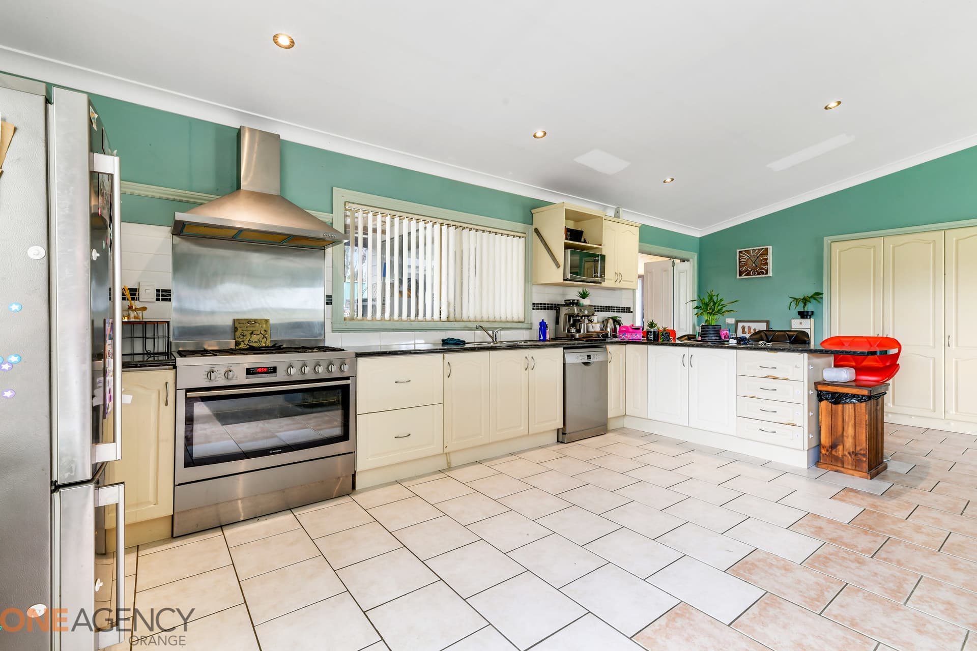 72 Long Point Road, Mullion Creek, Mullion Creek - Thumbnail 3