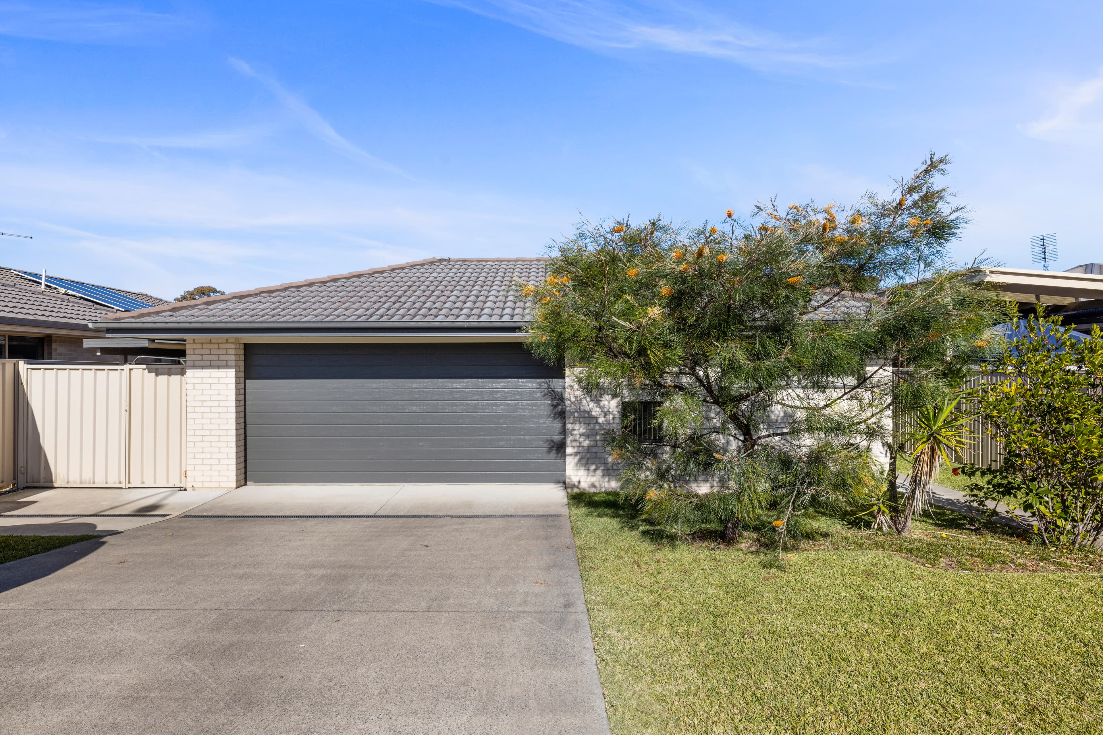 127 Matthews Parade, Corindi Beach, Corindi Beach - Thumbnail 2