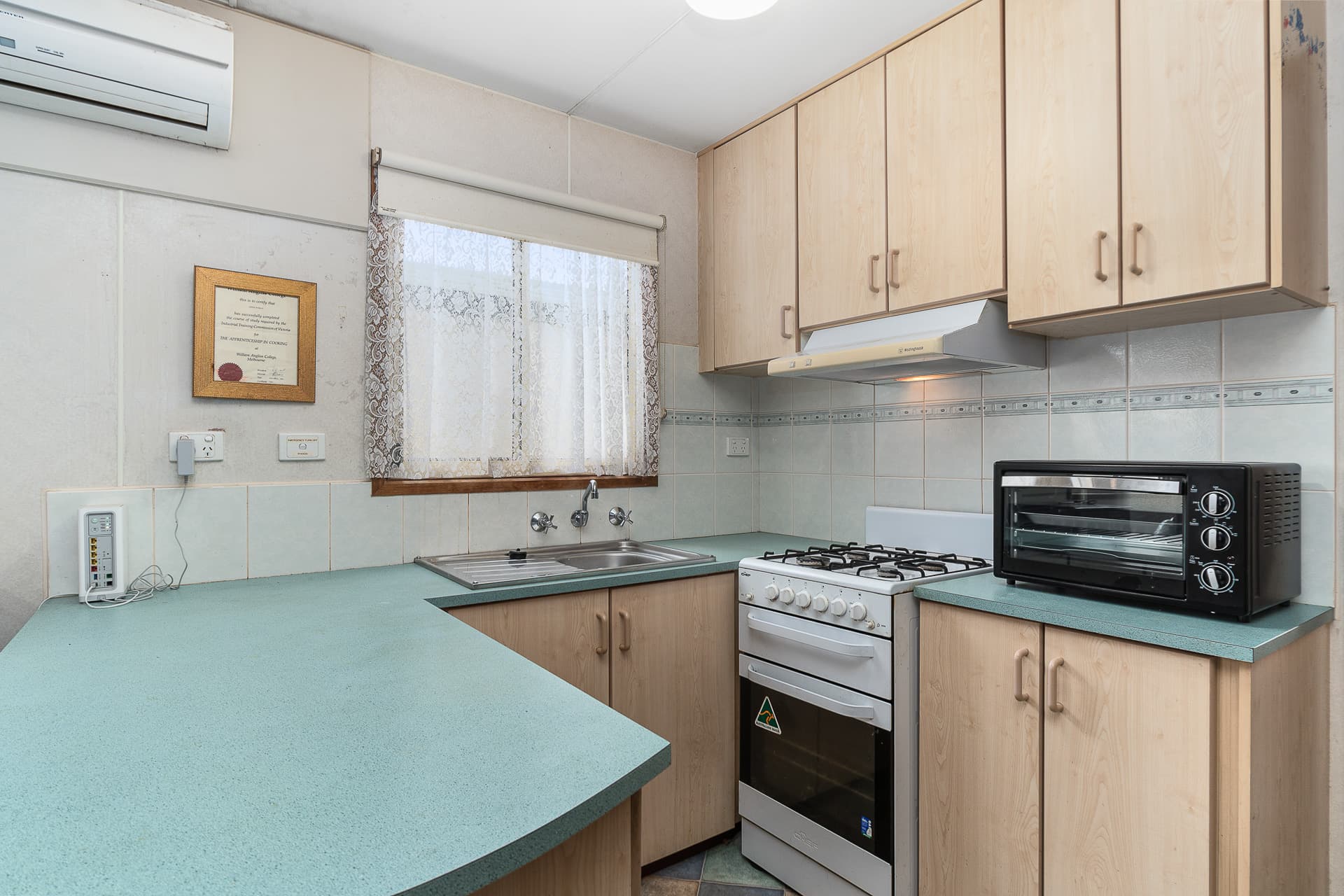 1 Yacht Court, Hastings, Hastings - Thumbnail 3