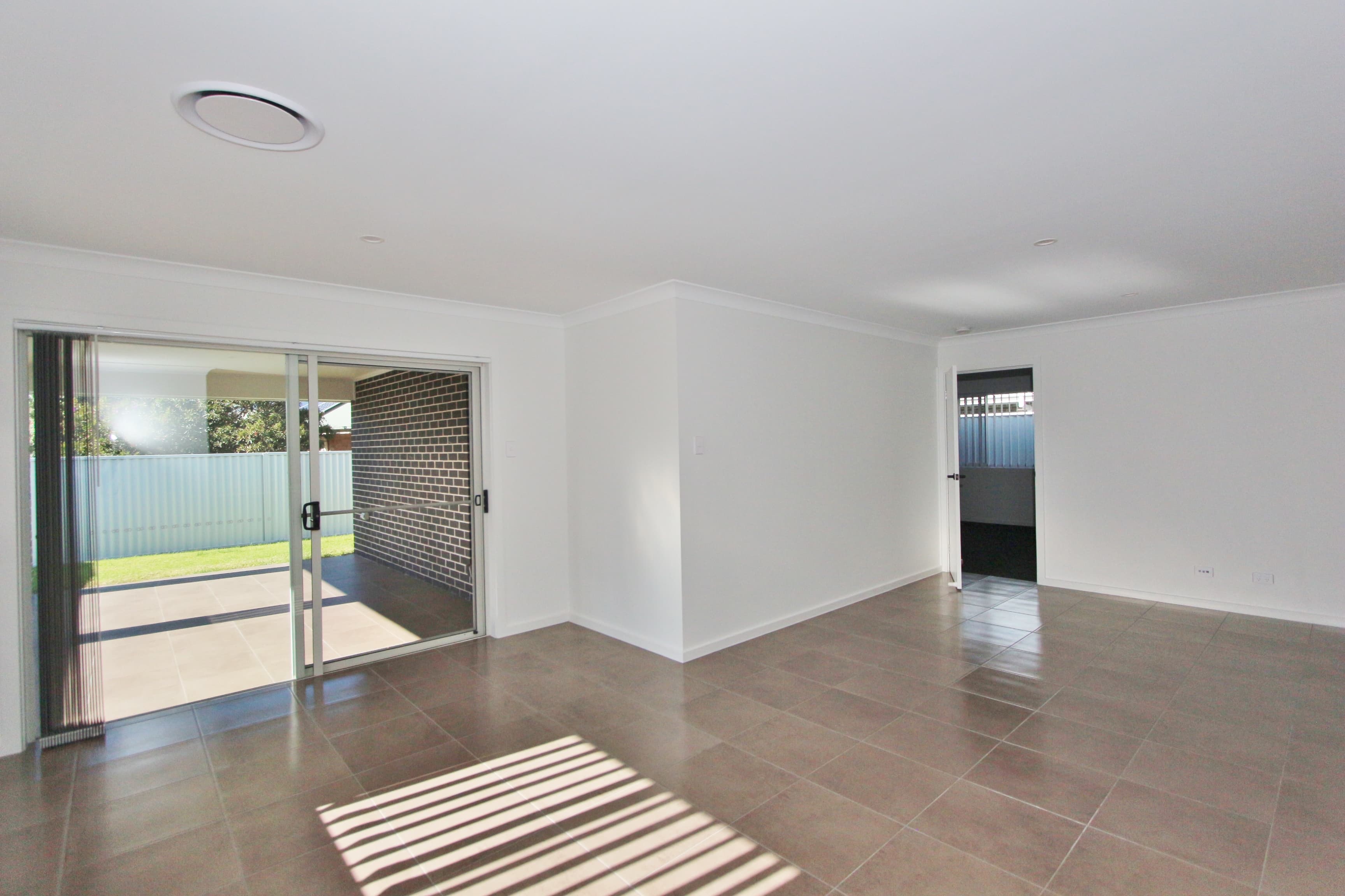 148 Scarbourough  Way, Dunbogan, Dunbogan - Thumbnail 4
