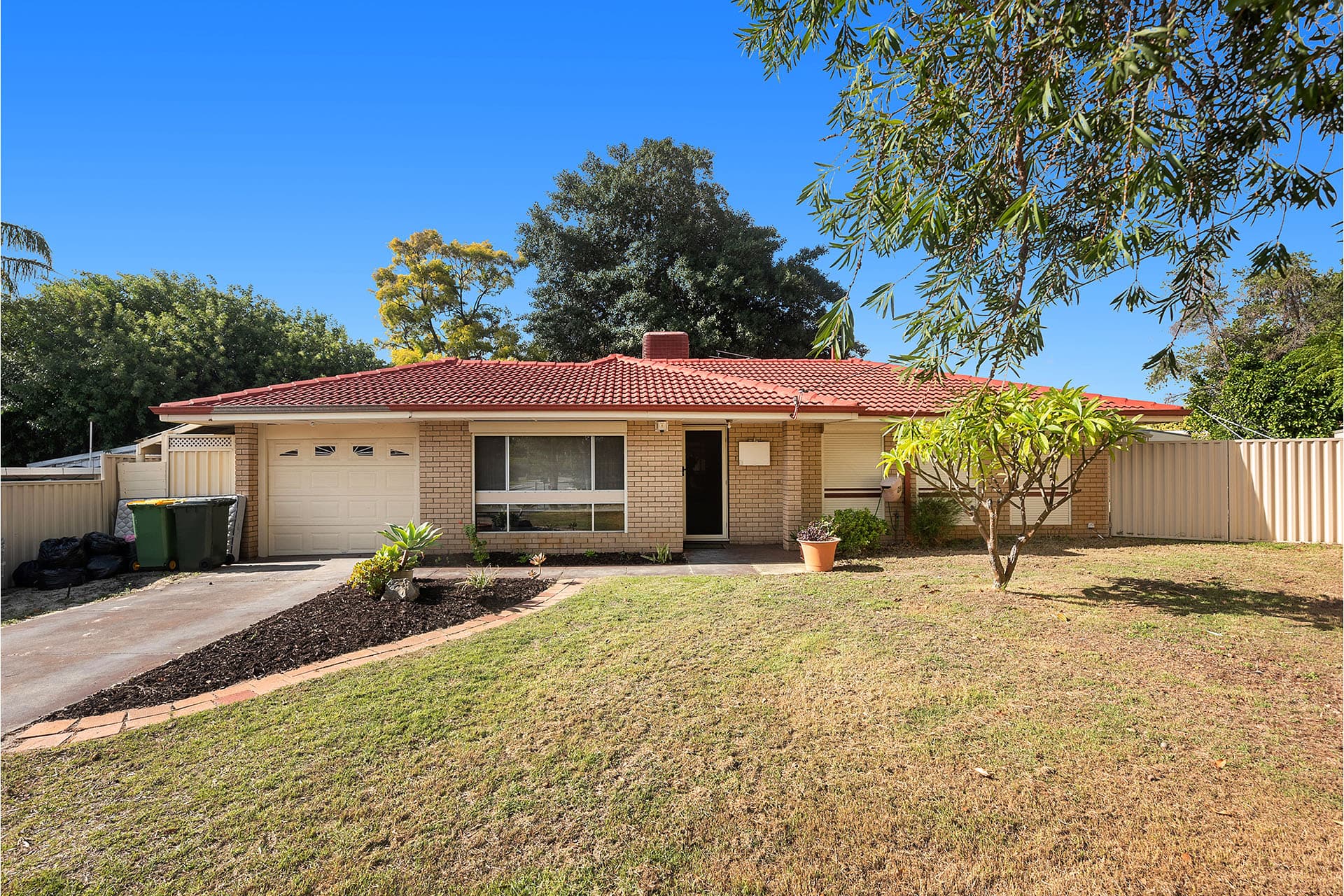 20 Clenham Way, Kelmscott, Kelmscott - Thumbnail 2