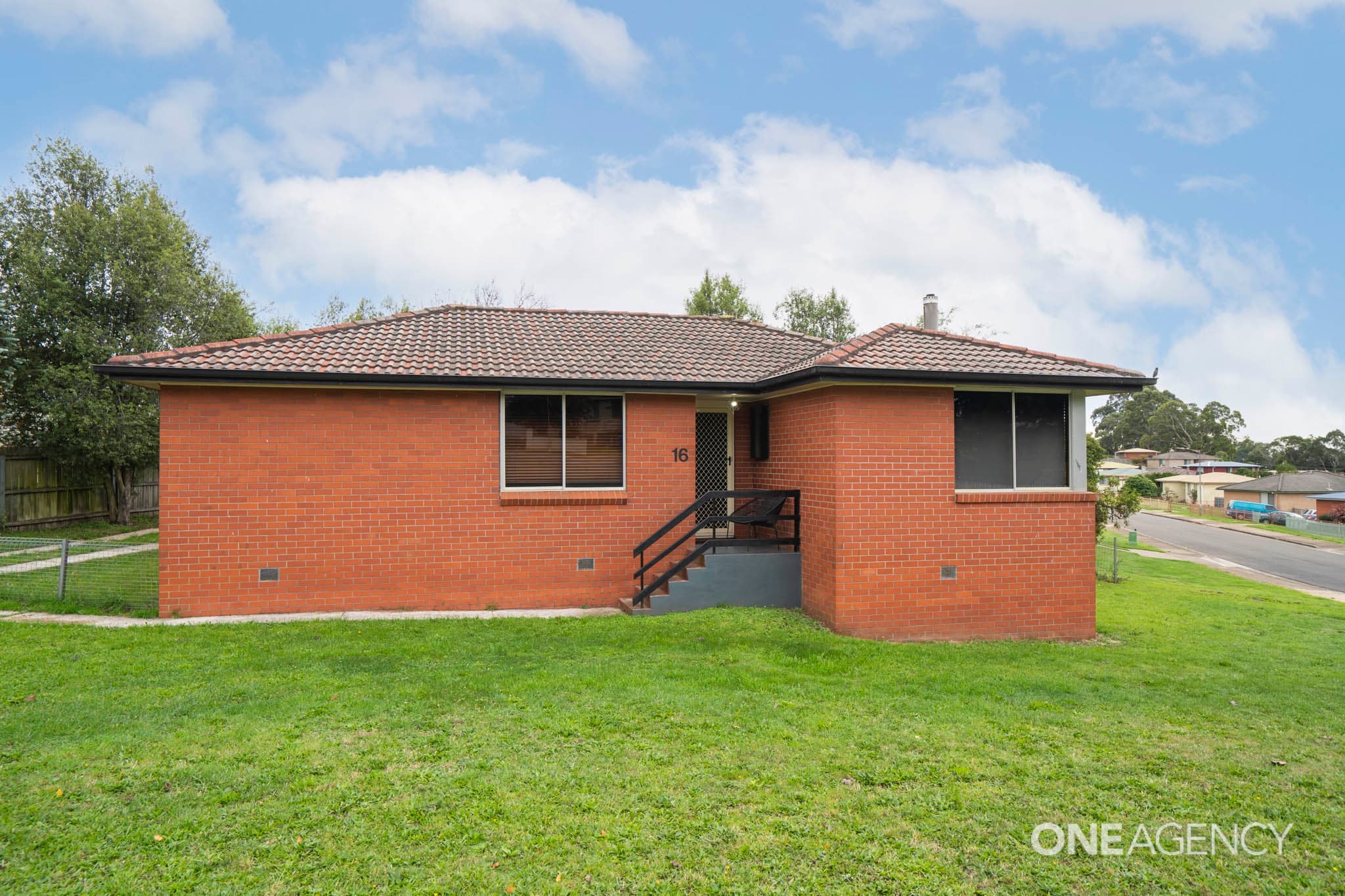 16 Turner Crescent, Shorewell Park, Shorewell Park - Thumbnail 3