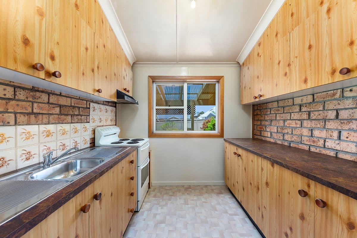 14 Karoola Crescent, Caringbah, Caringbah - Thumbnail 2