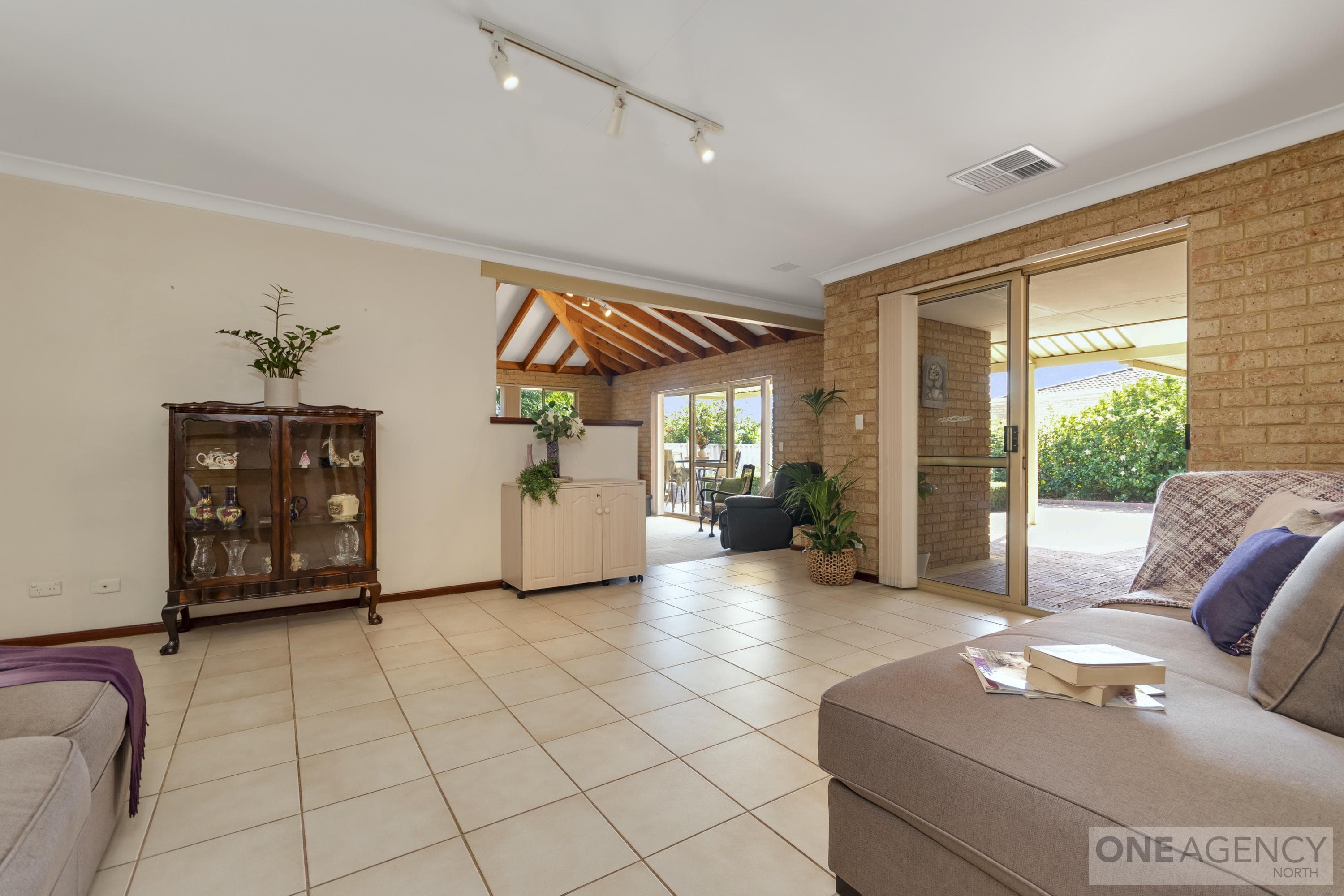68 Pitonga Way, Greenwood, Greenwood - Thumbnail 3