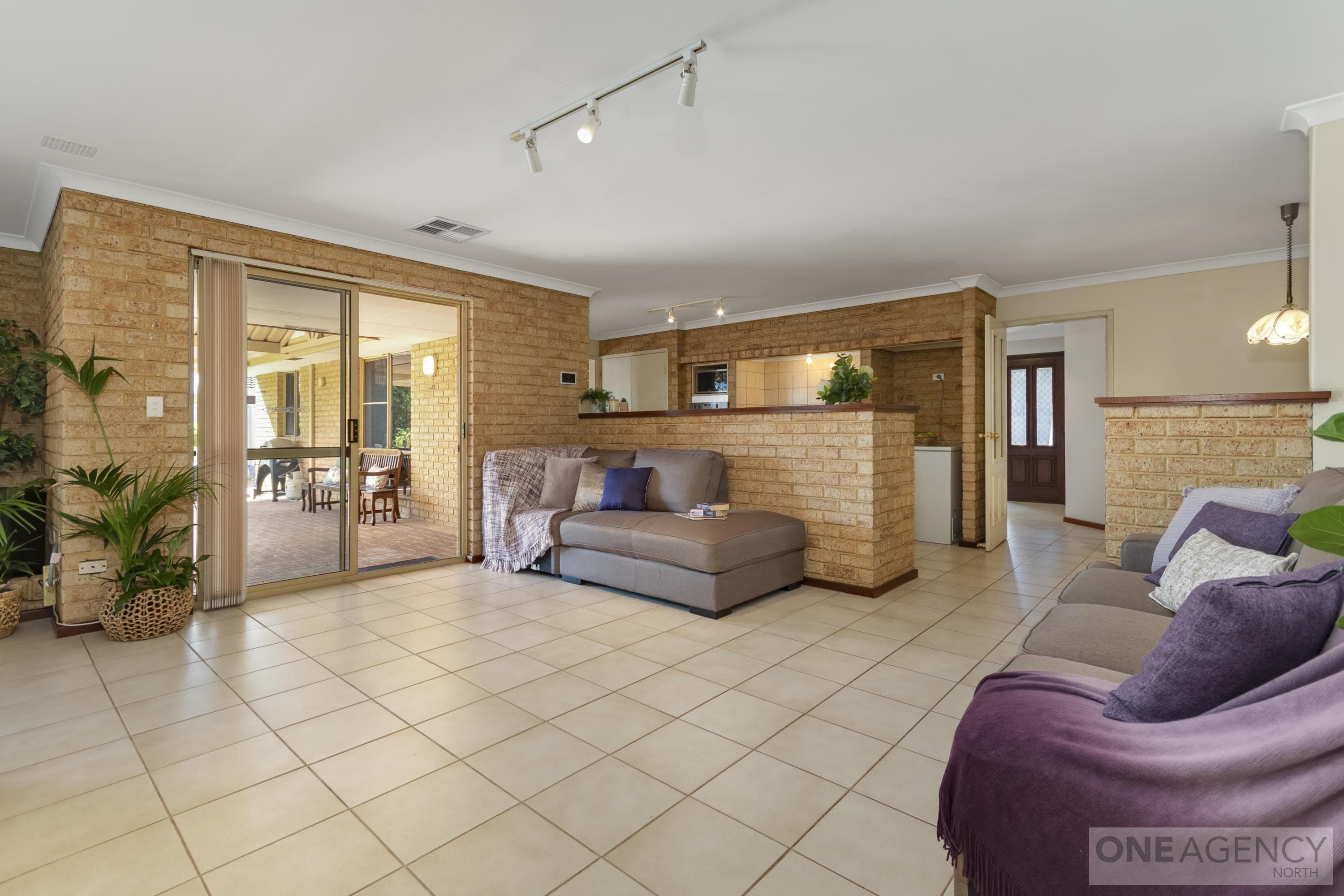 68 Pitonga Way, Greenwood, Greenwood - Thumbnail 4