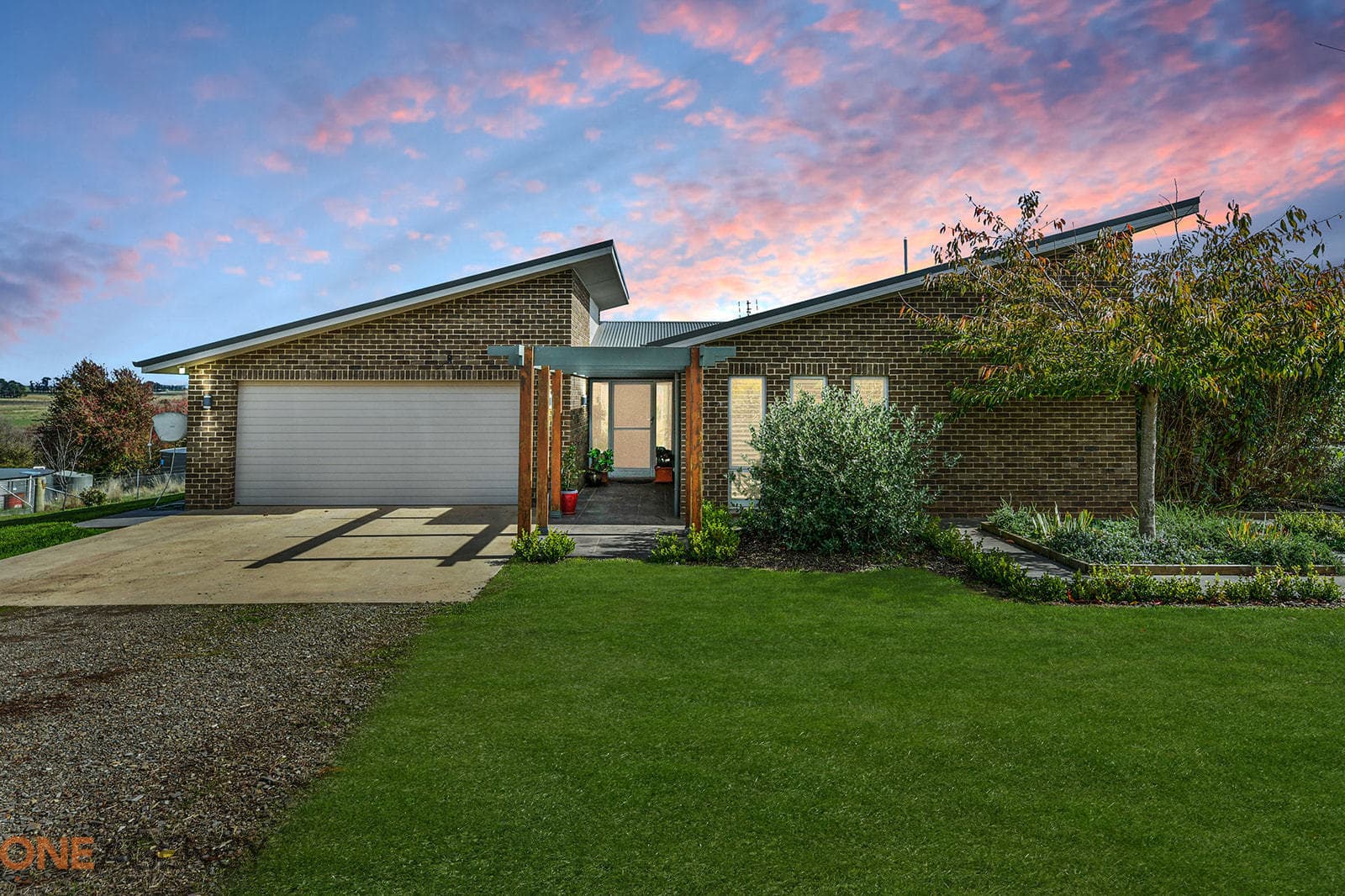183 Charles Booth Way, Millthorpe, Millthorpe - Image 1