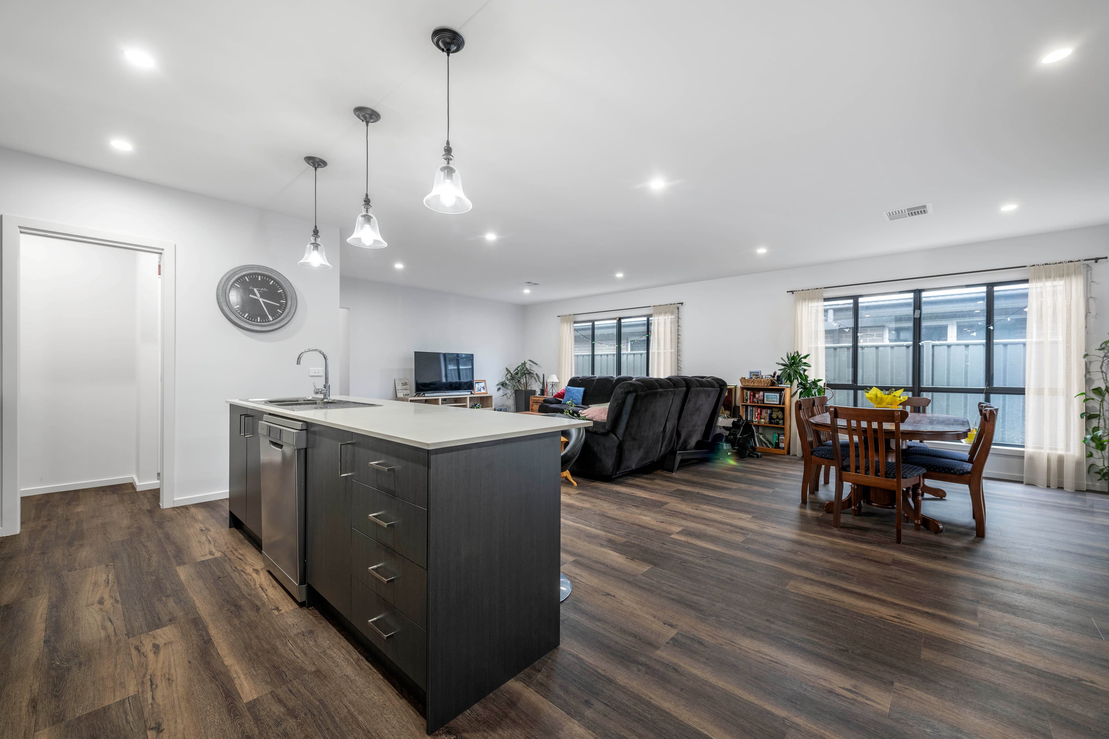 18 Mary Street, Googong, Googong - Thumbnail 2