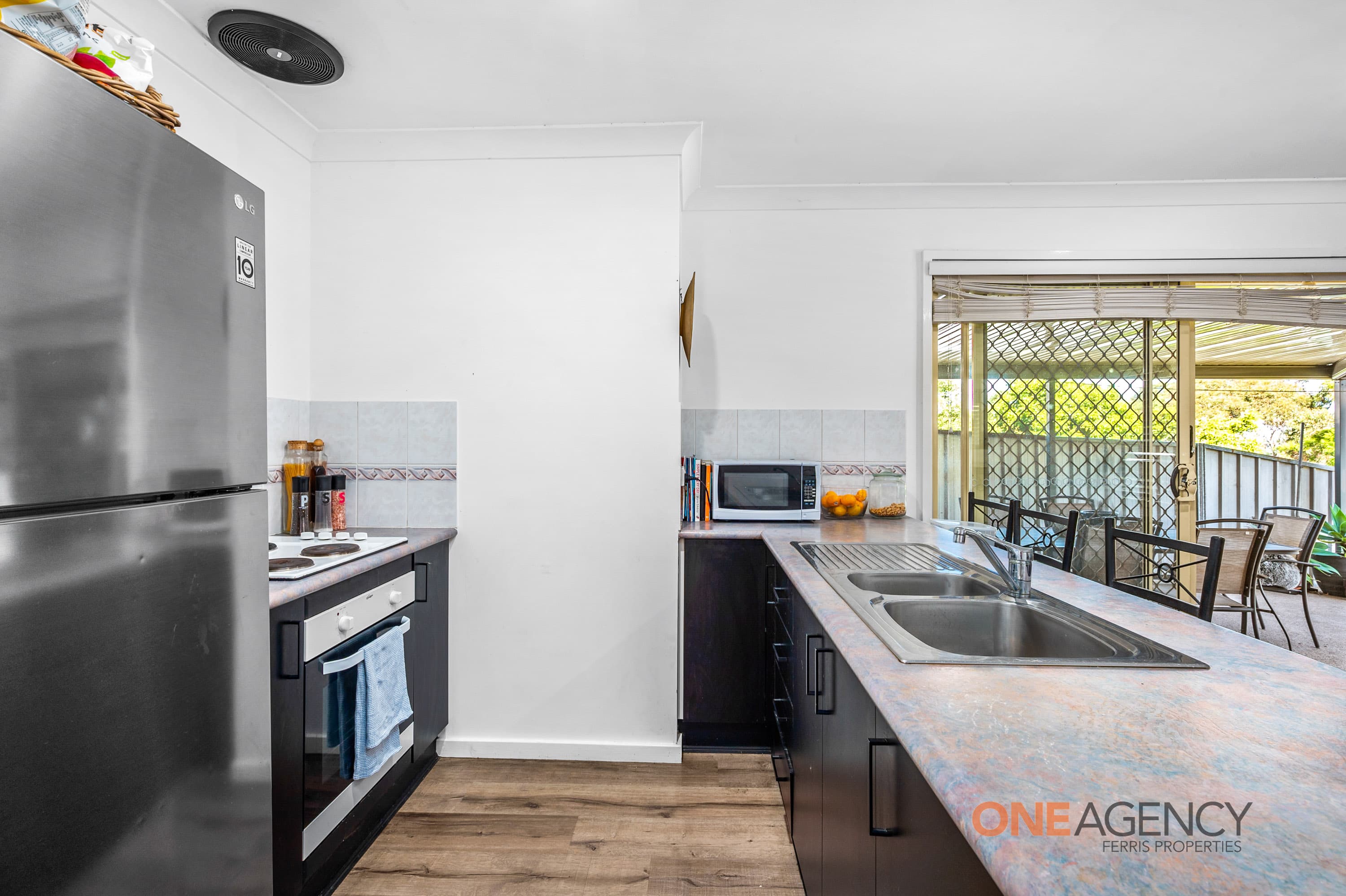 22A George Booth Drive, Seahampton, Seahampton - Thumbnail 4