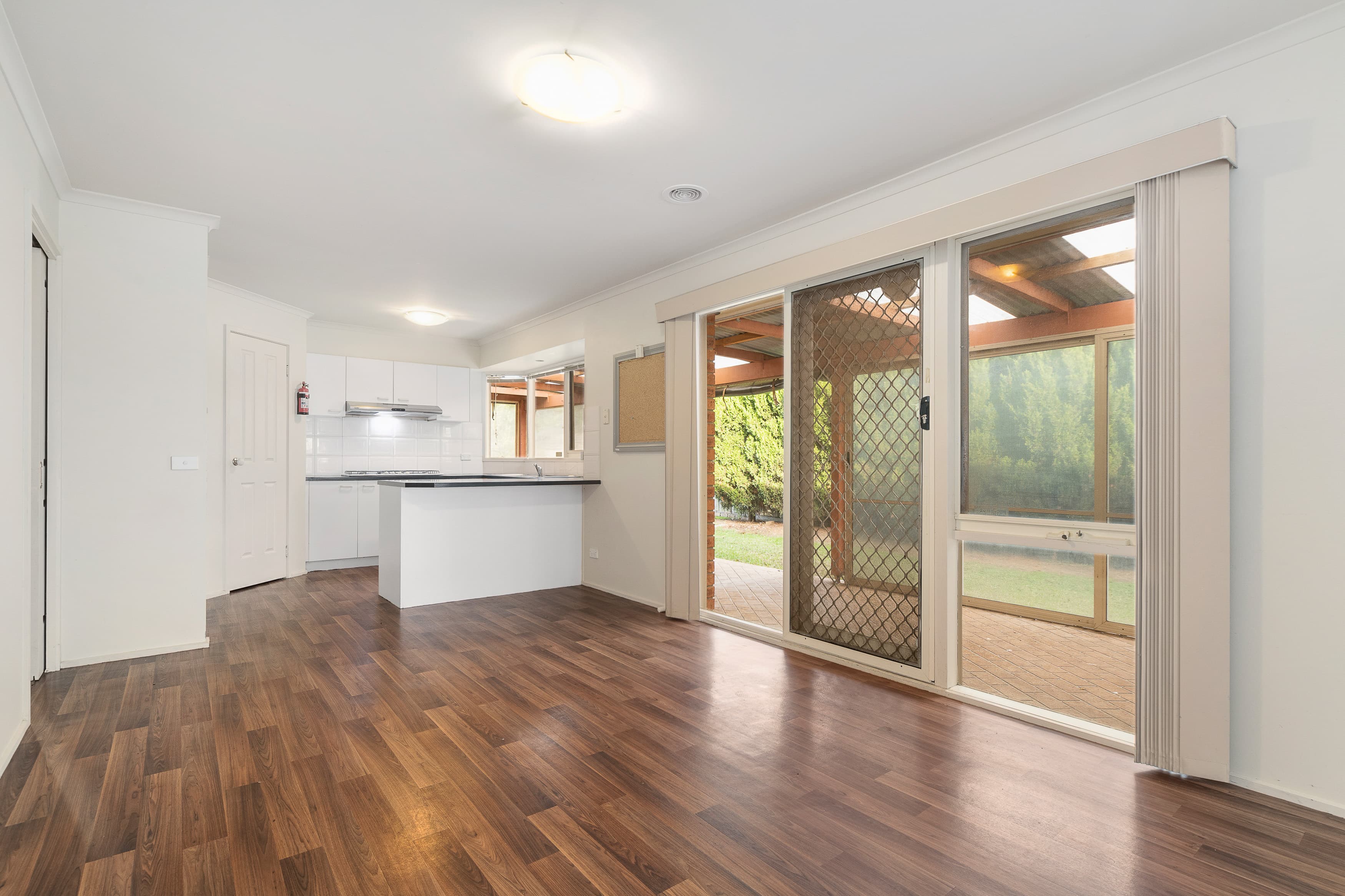 41 Wiltshire Drive, Somerville, Somerville - Thumbnail 3