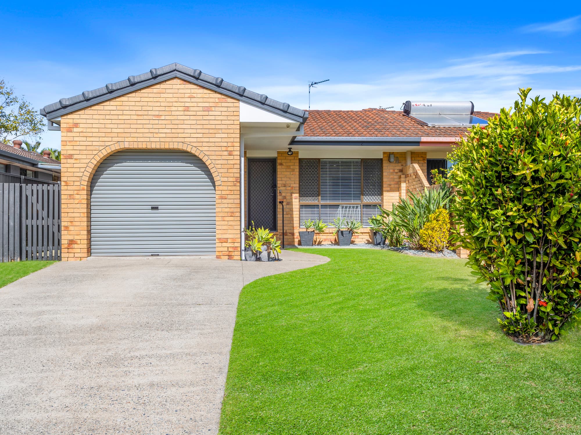 1/16 Wagtail Court, Burleigh Waters, Burleigh Waters - Image 1